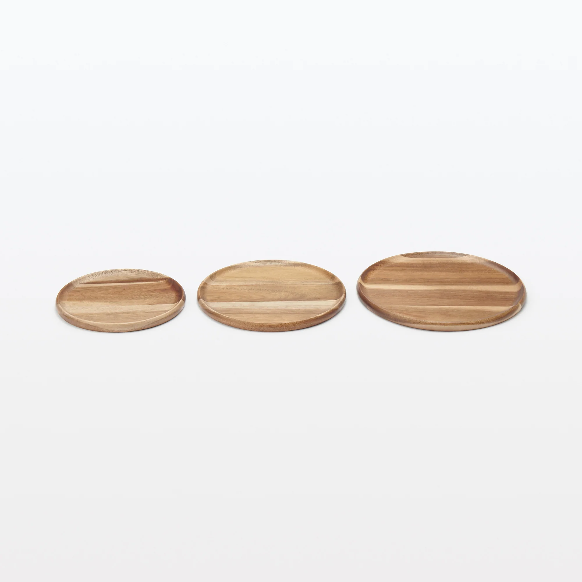 Acacia Plate/Round Cutting Board Small - Image 5