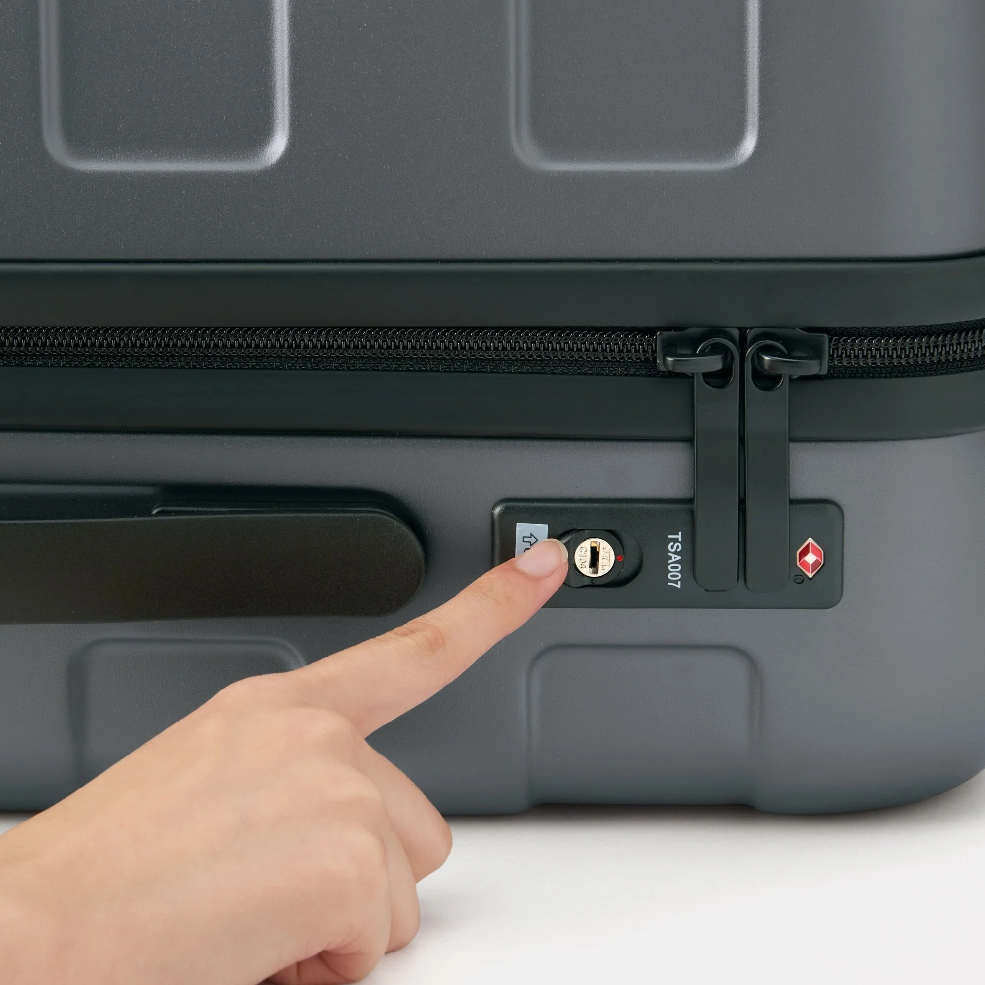 Adjustable Handle Hard Shell Suitcase 36L | Carry-On - Image 55