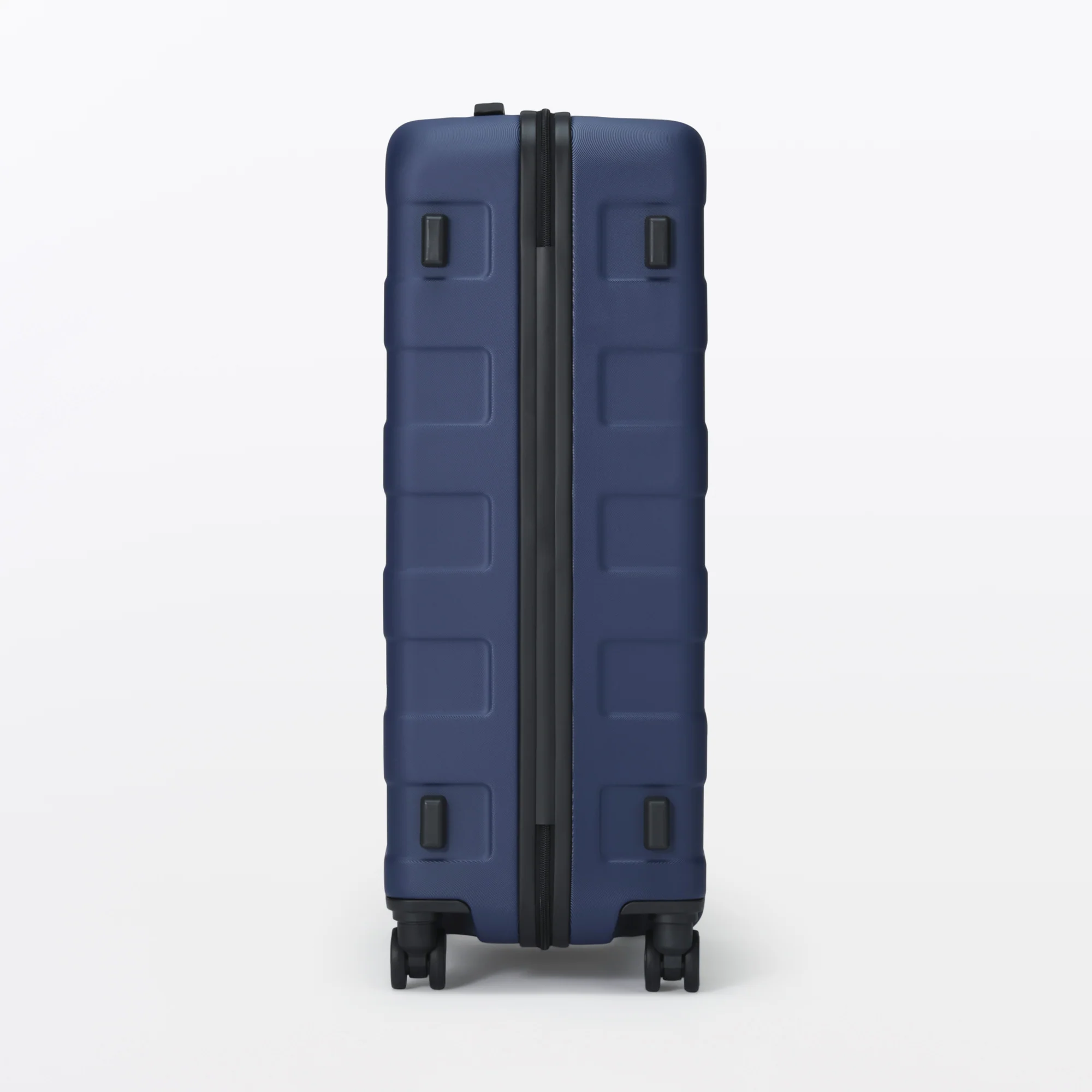 Hard Shell Suitcase 75L | Check-In - Image 59