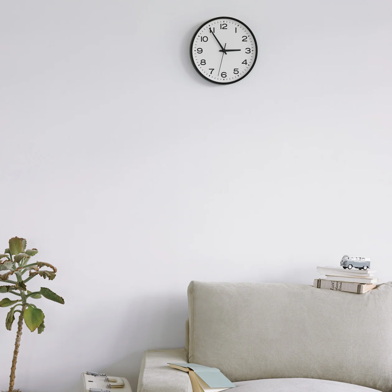 Analog Wall Clock - Image 5