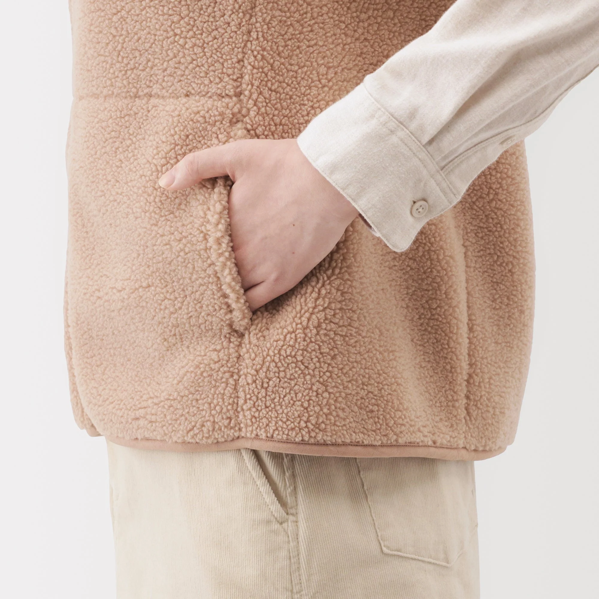 Boa Fleece Vest - Image 16