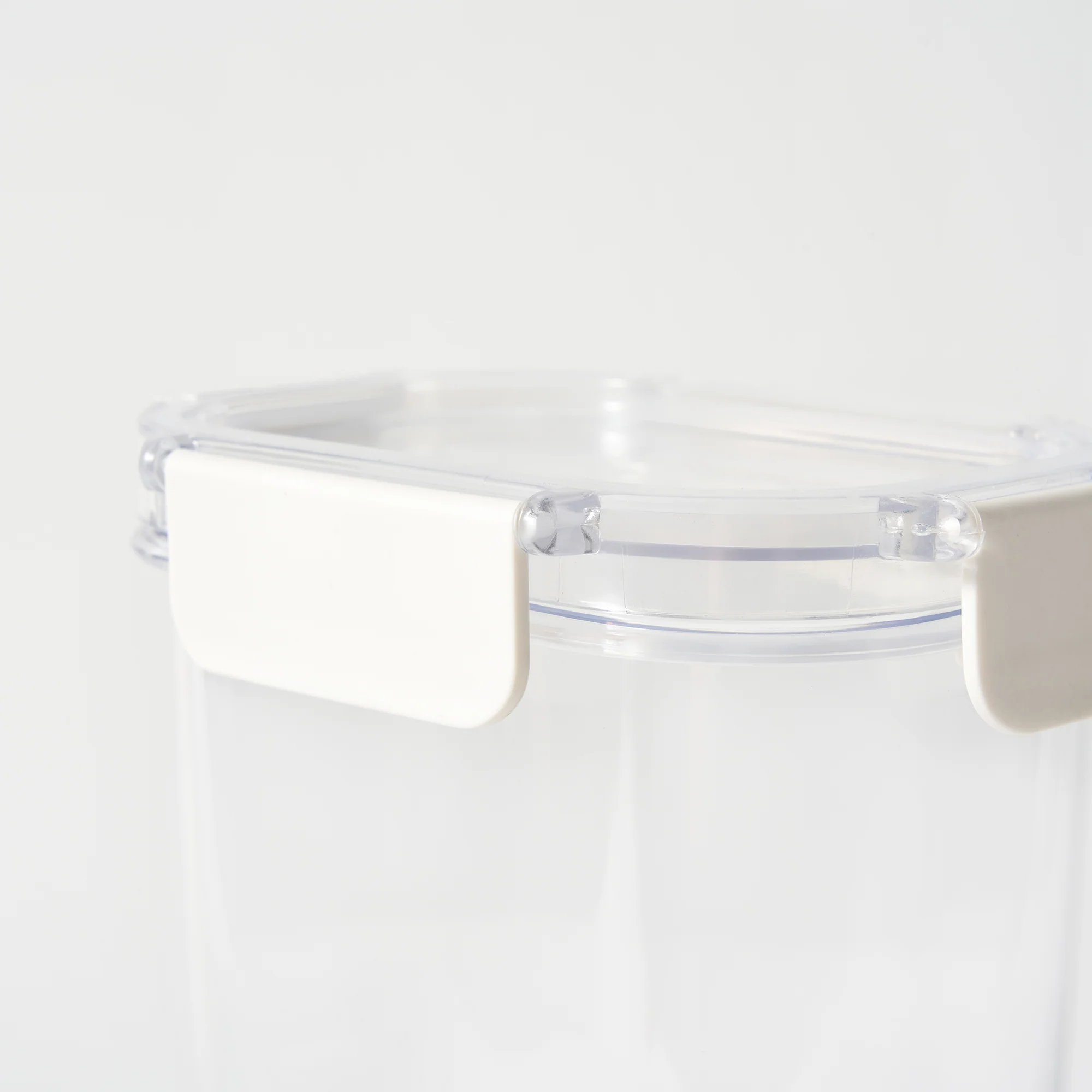 Clear Storage Container - 1.66 L - Image 10