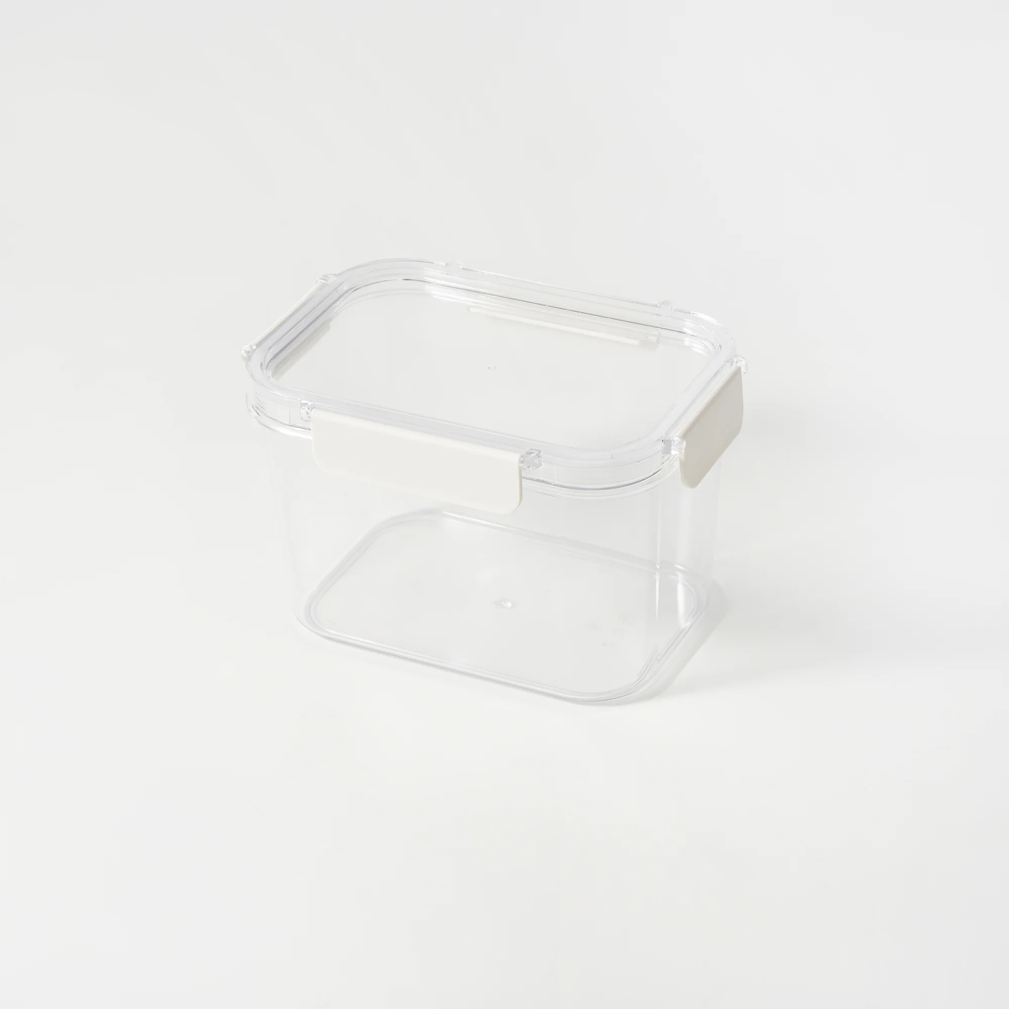 Clear Storage Container - 1.94 L - Image 4