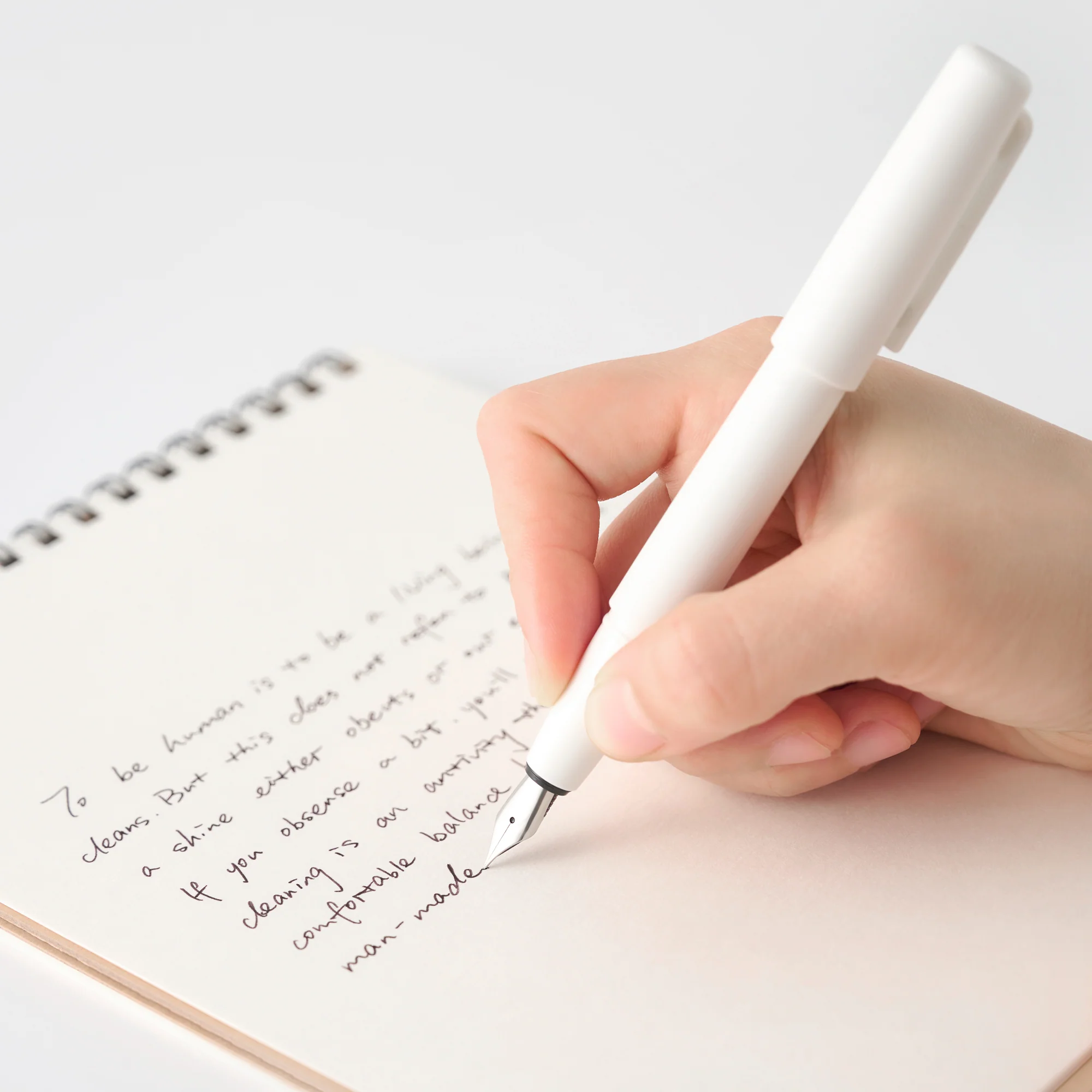 Compact Fountain Pen - Image 3