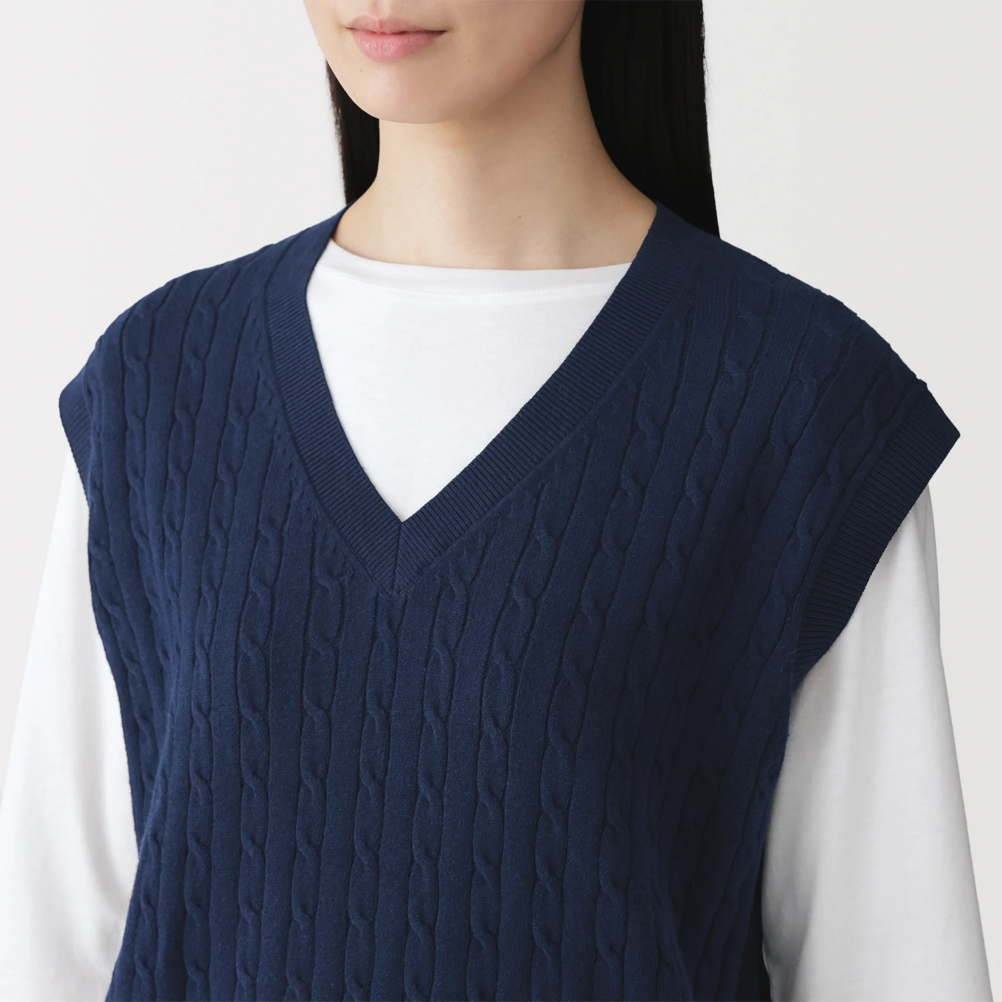 Cotton Blend Cable Vest - Image 14