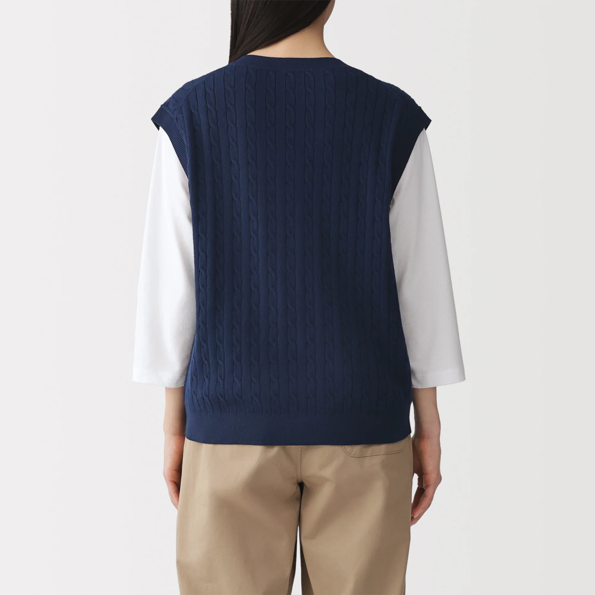 Cotton Blend Cable Vest - Image 20