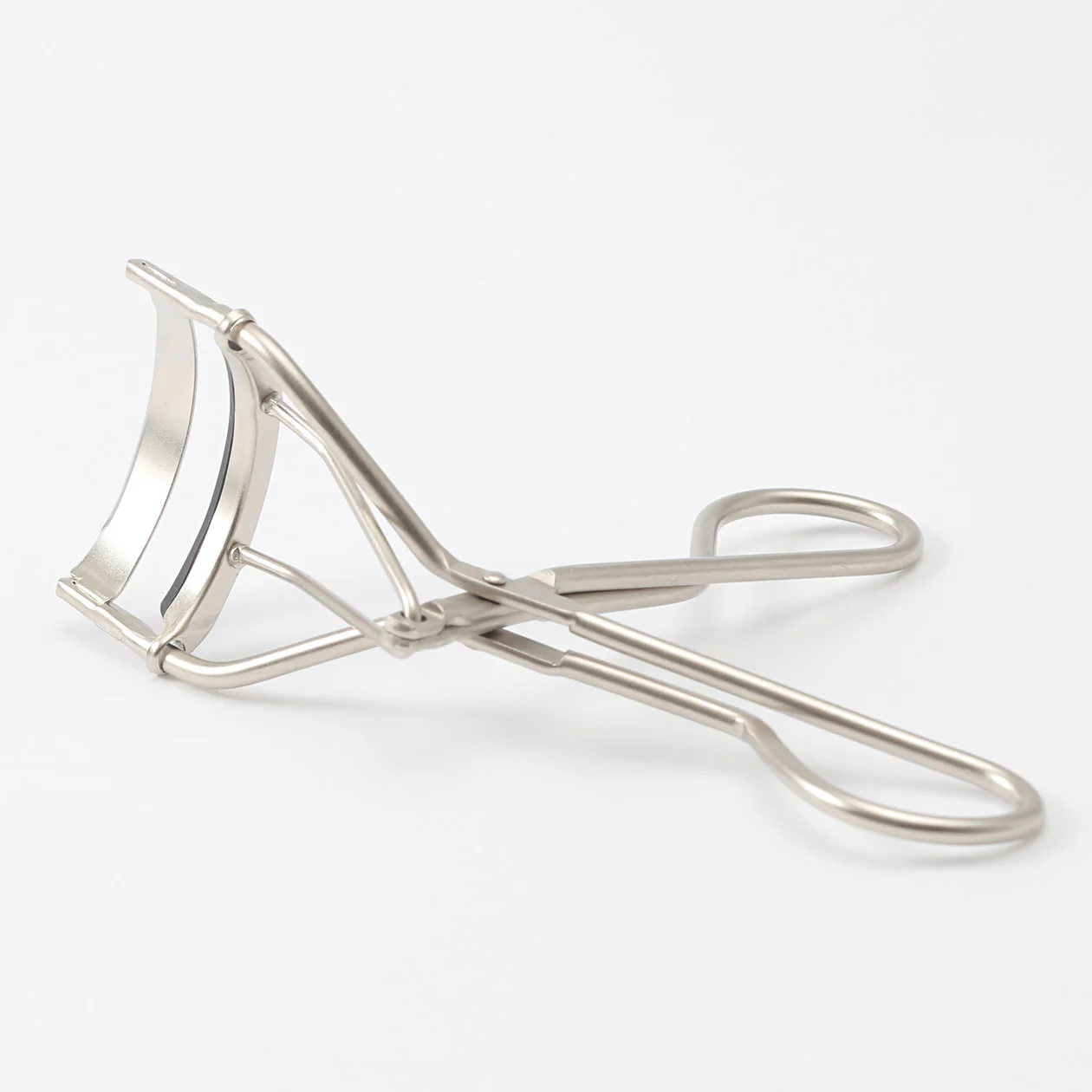 Eyelash Curler - Image 3