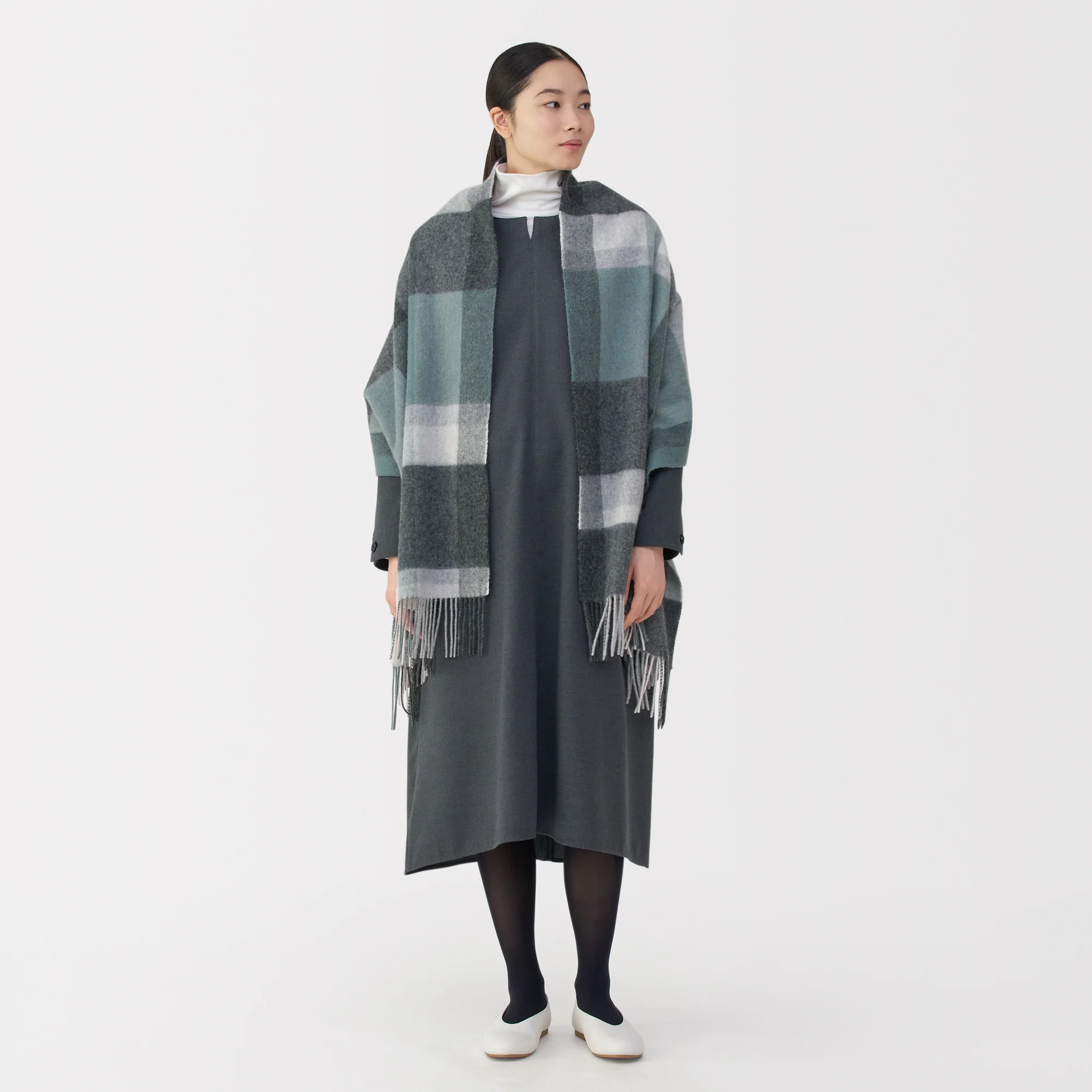 Fluffy Wool Blanket Stole - Image 9