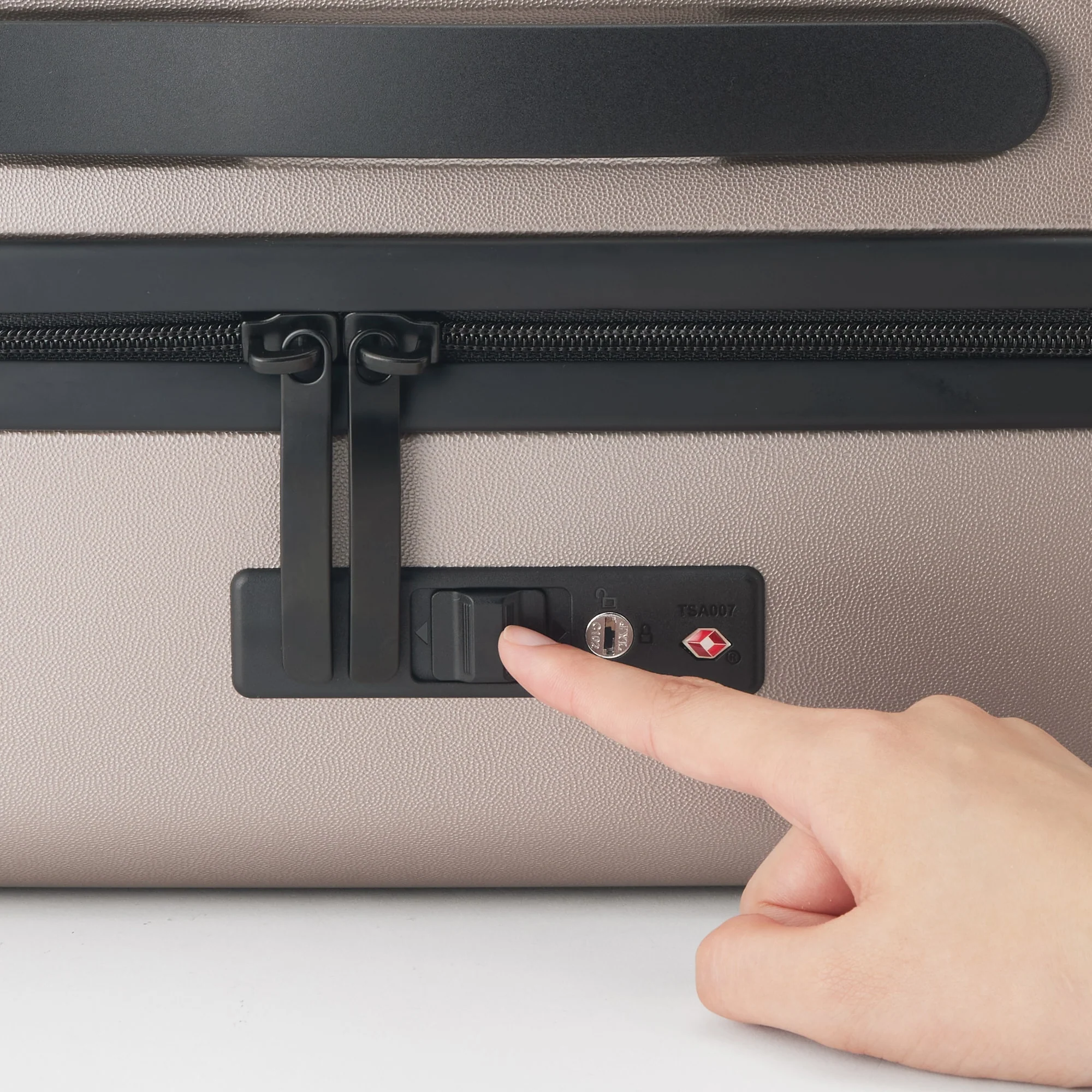 Front Open Hard Suitcase 32L | Carry-On - Image 13