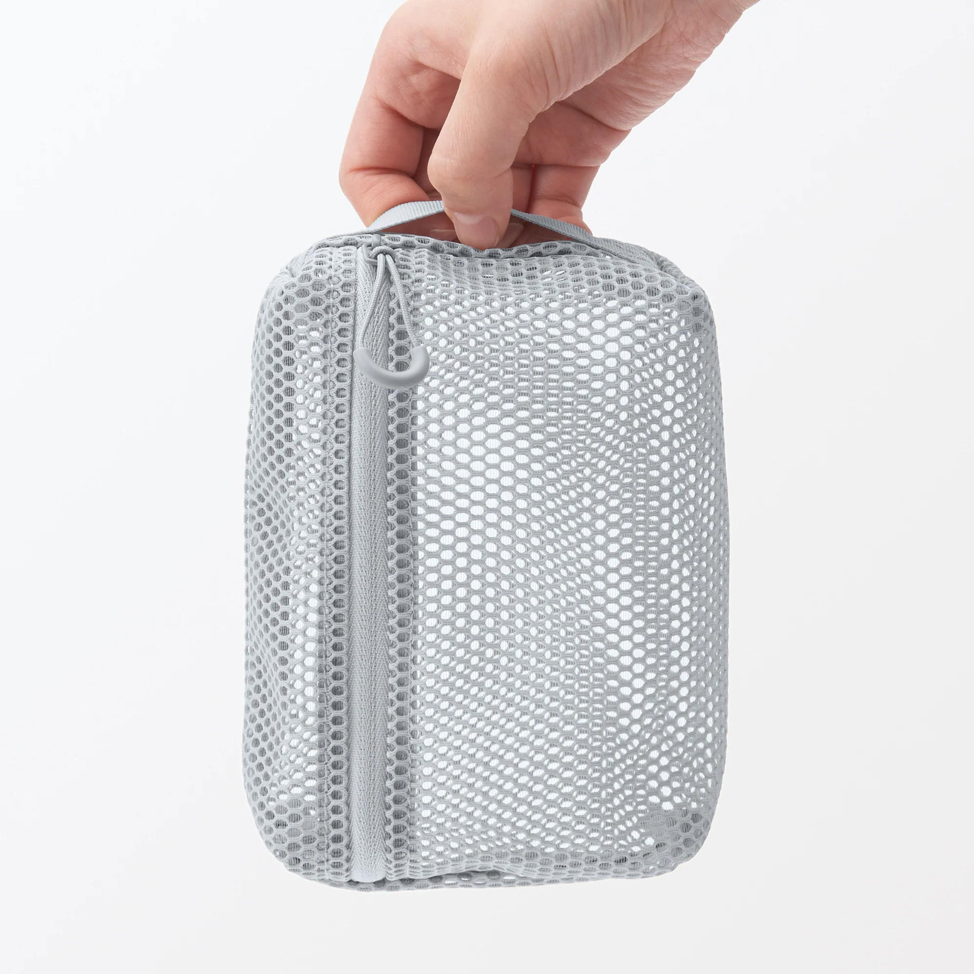 Gusset Mesh Case Small - Grey - Image 2