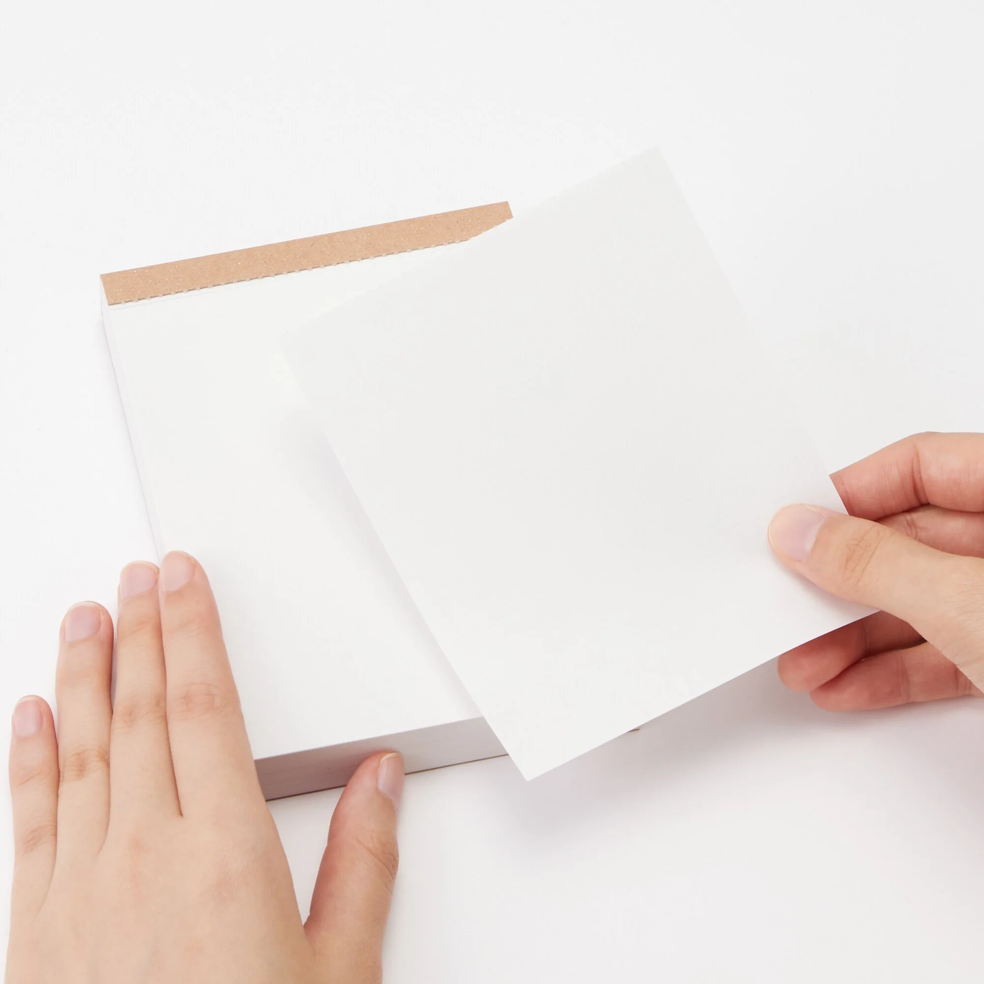 Hanging Tear-Off Notepad (W9.9 x L13.4 cm) - Image 5
