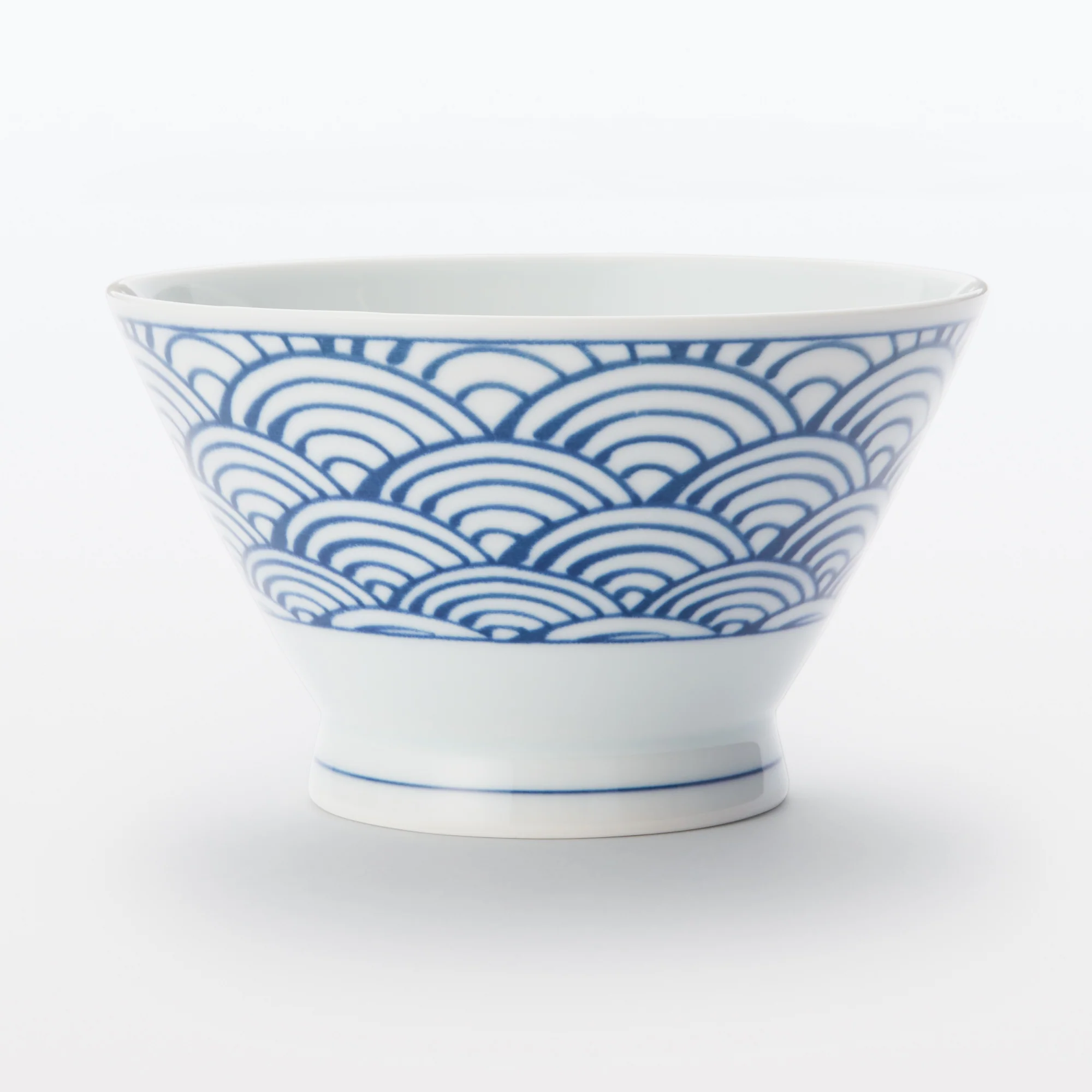 Hasami Ware Rice Bowl - Large Wave Pattern - Image 11