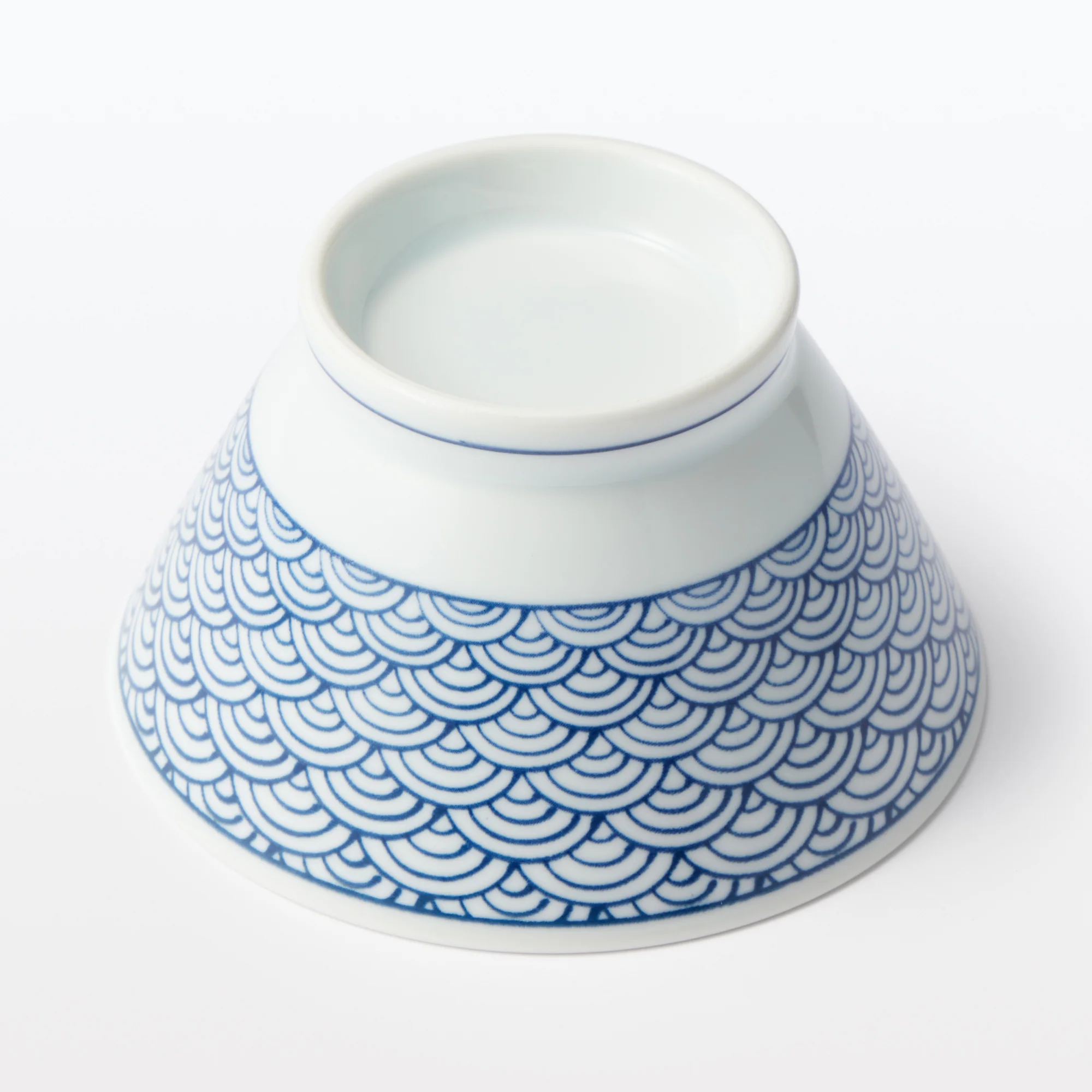 Hasami Ware Rice Bowl - Wave Pattern - Image 4