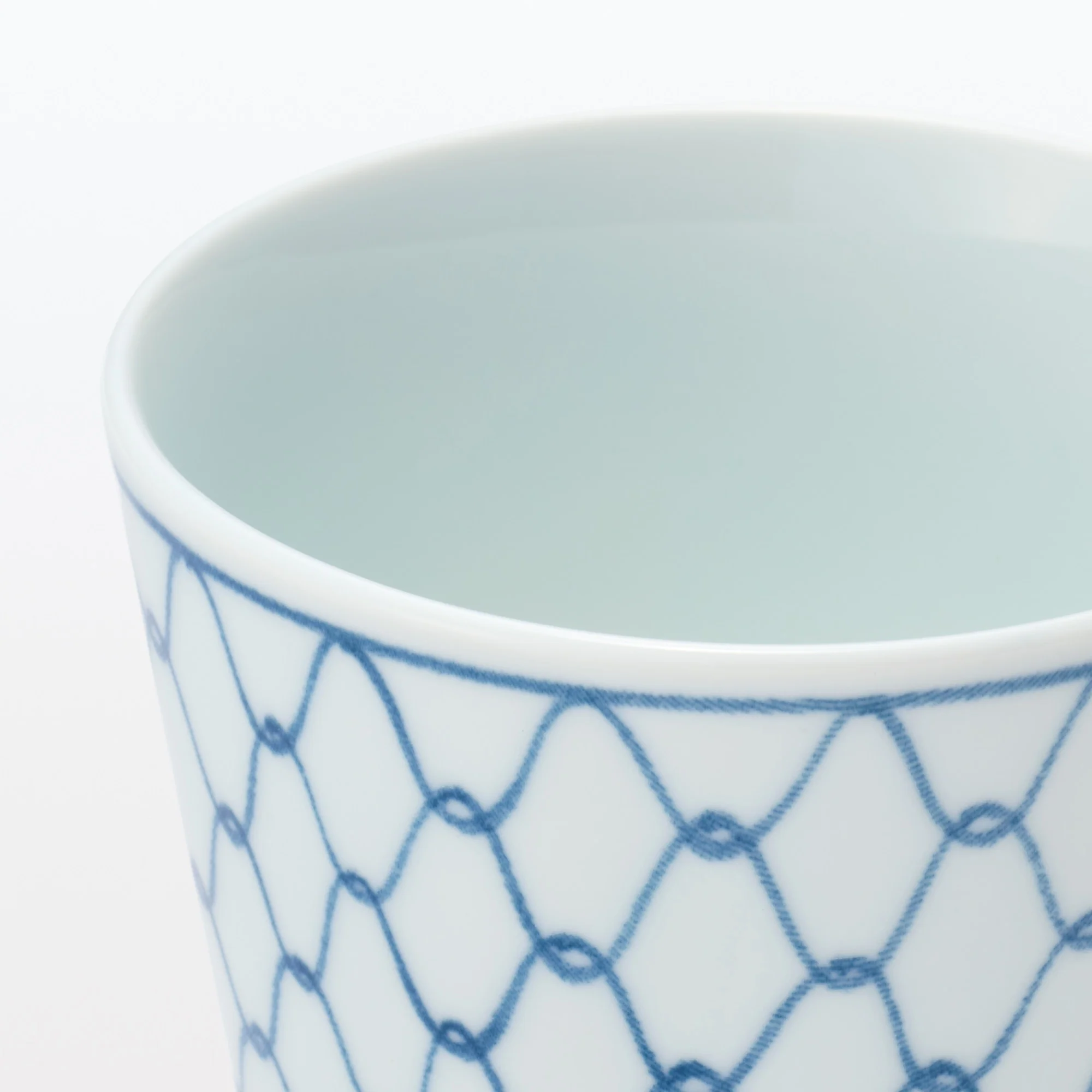 Hasami Ware Soup Cup - Mesh - Image 5