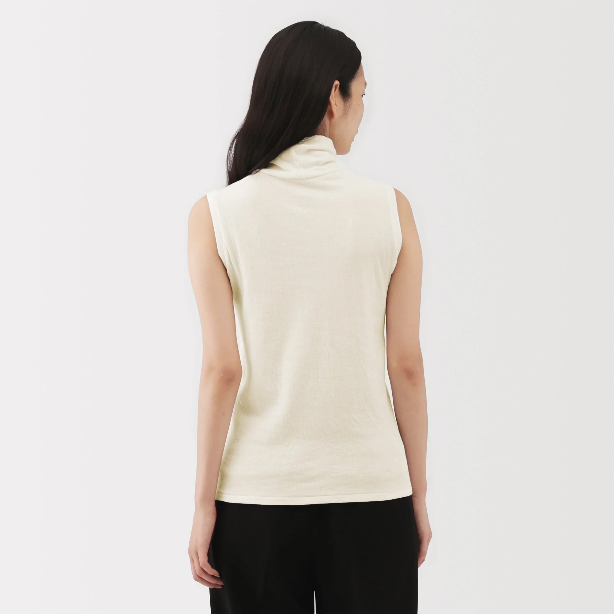 Labo Cotton Cashmere Turtleneck T-Shirt - Image 25