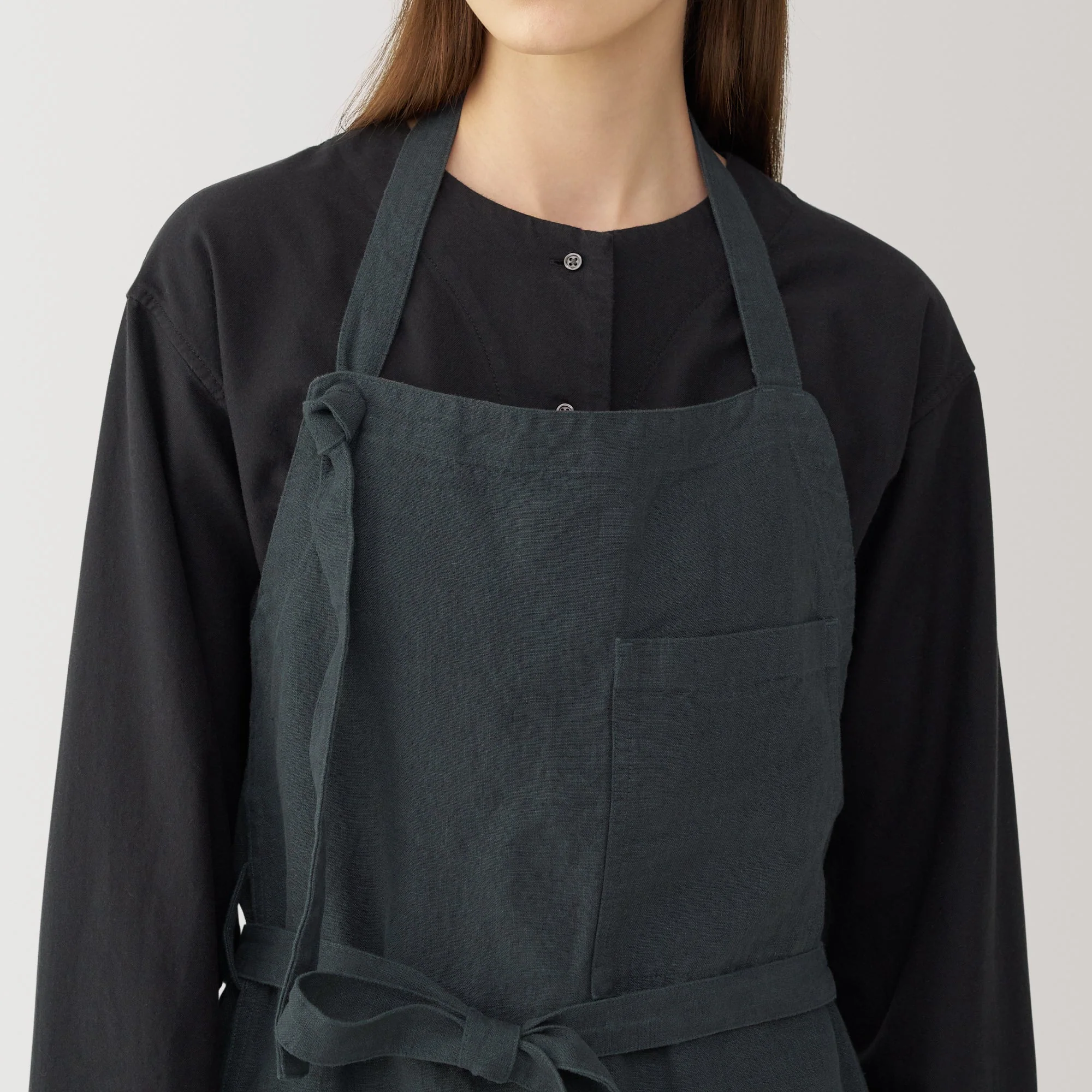 Labo Linen Work Apron - Image 6