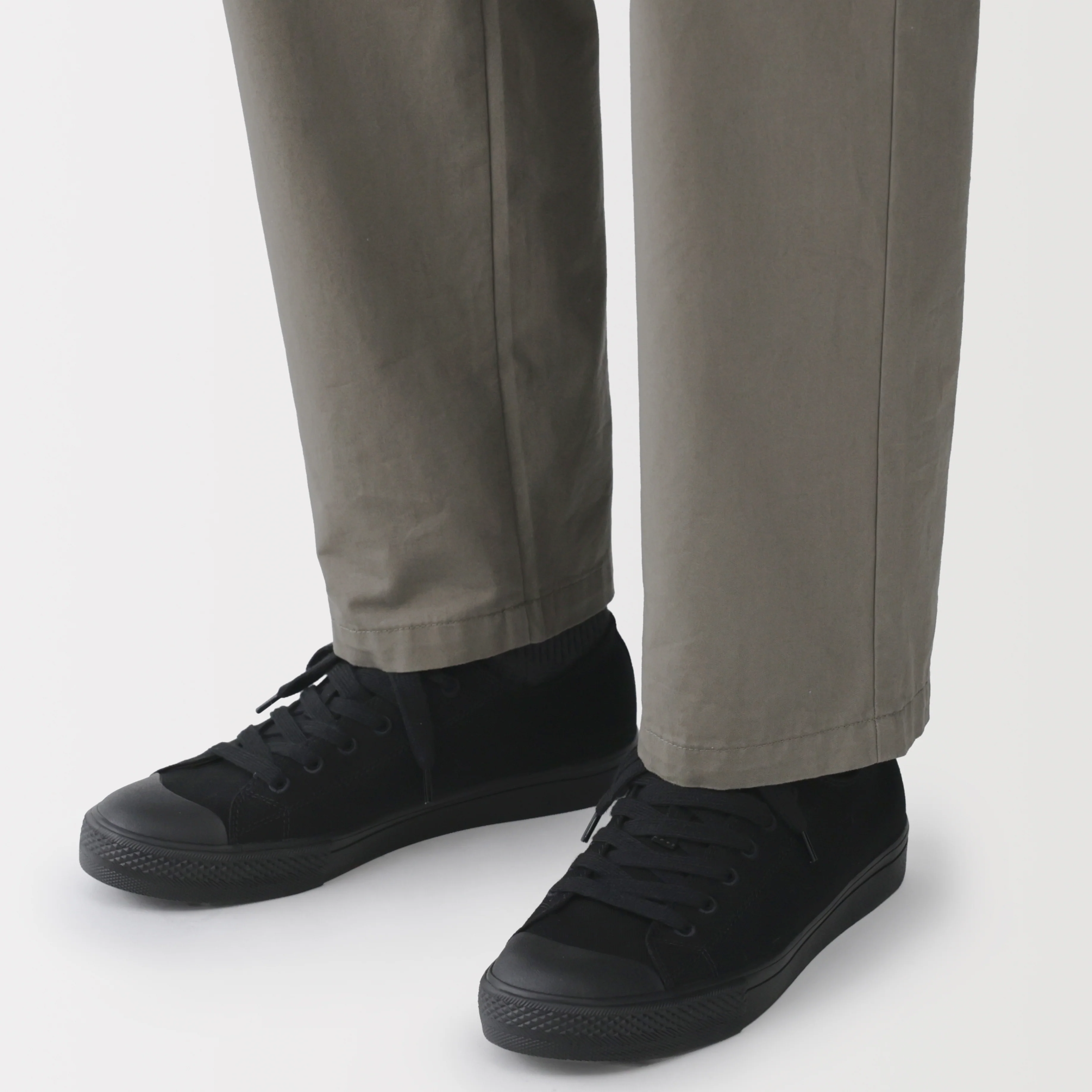 Less Tiring Sneakers - Black Pattern - Image 2
