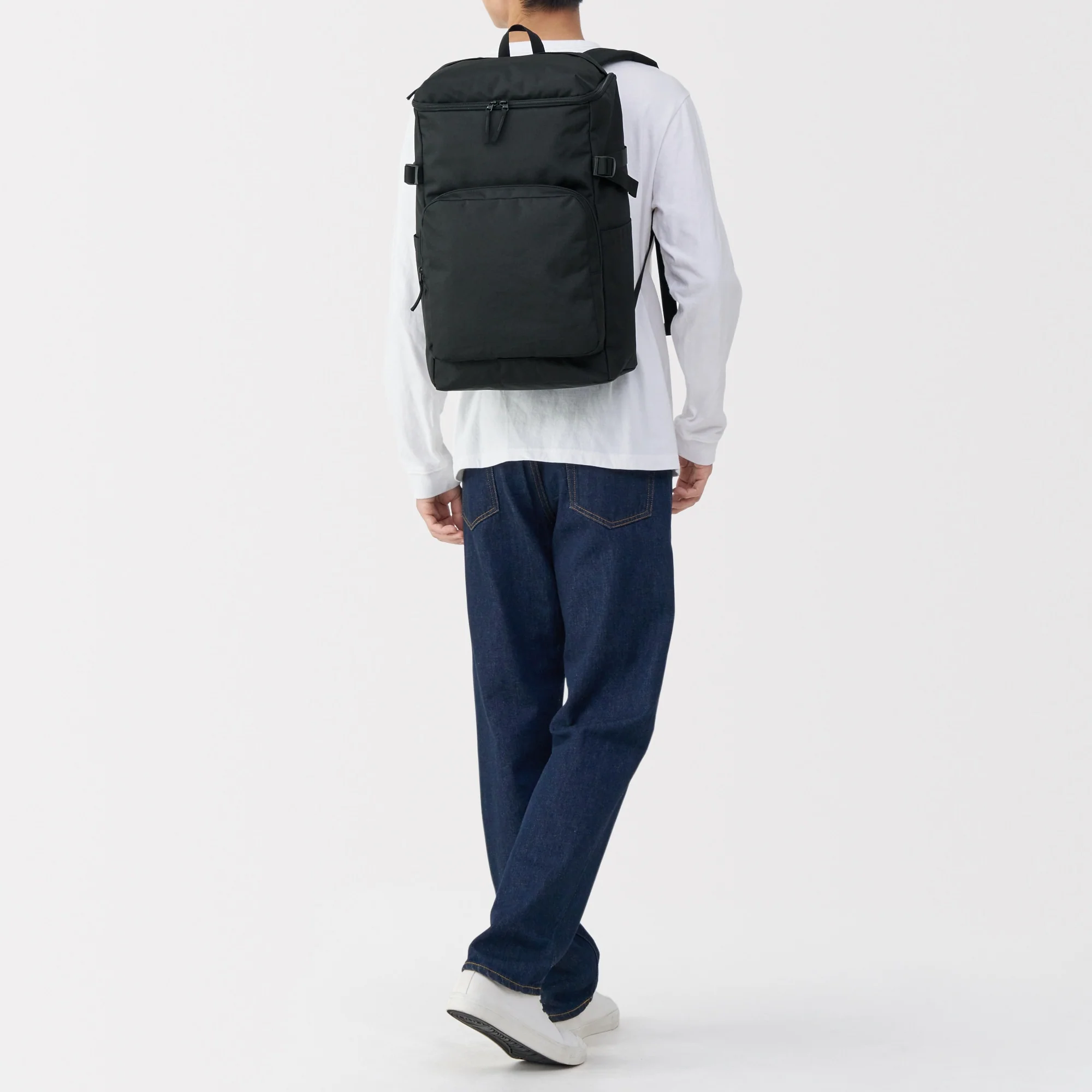Less Tiring Water Repellent Toploader Backpack - Image 4