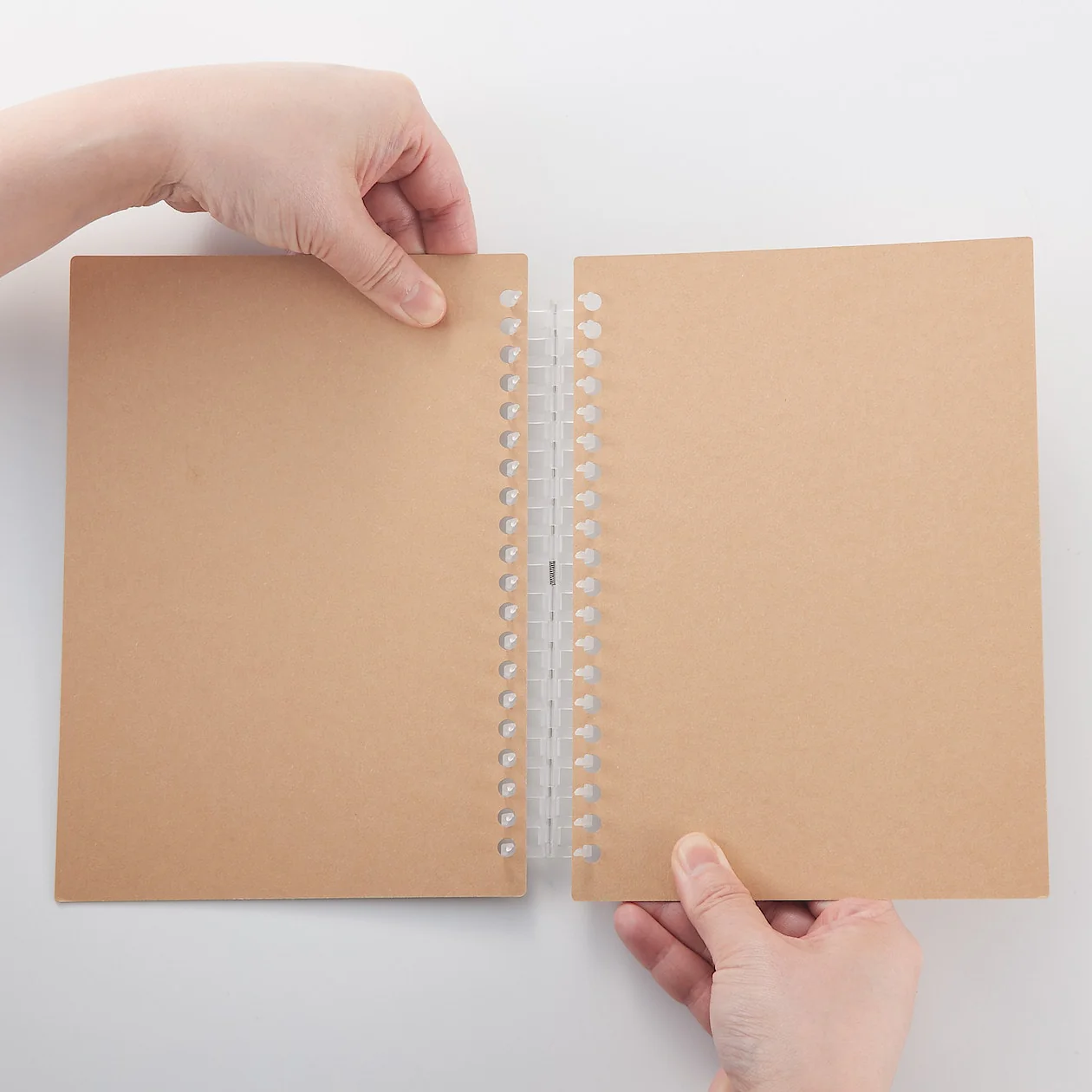 Kraft Cover for Loose Leaf Paper A5 20 Holes - Image 4