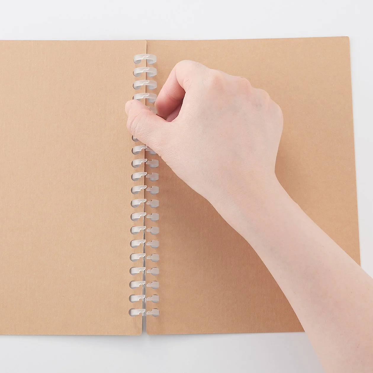 Kraft Cover for Loose Leaf Paper A5 20 Holes - Image 5