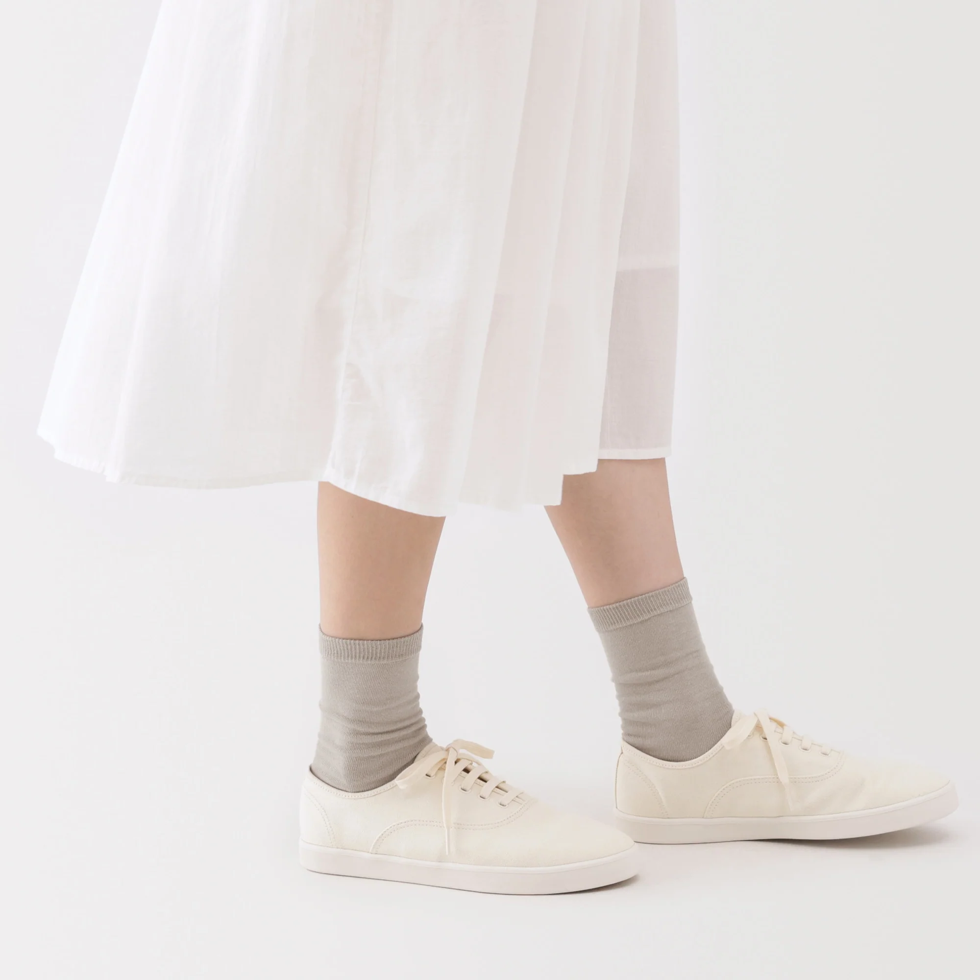 Loose Top Socks - Image 4