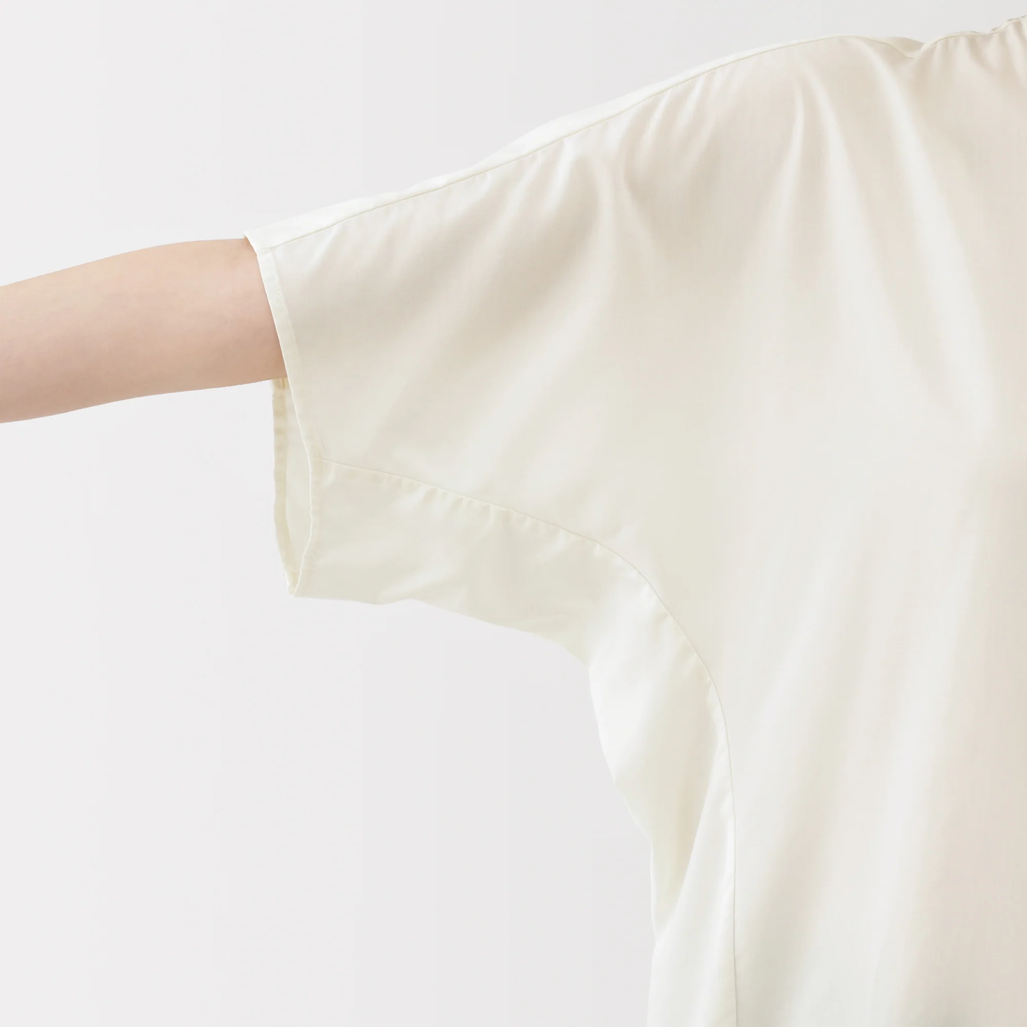 Lyocell Blend Half-Sleeve Blouse - Image 28