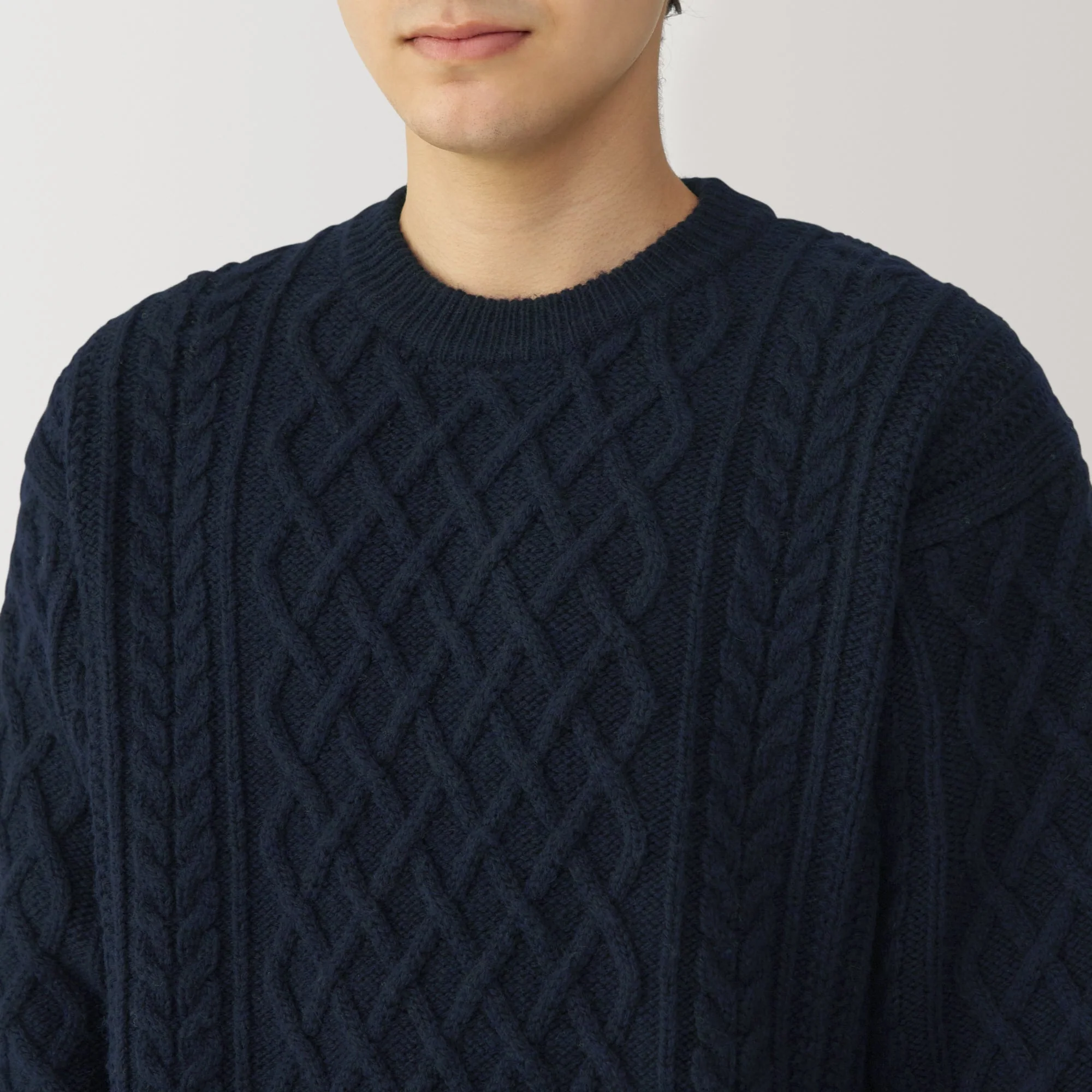 Men's Andes Wool Cable Knit Crew Neck Sweater - Image 21