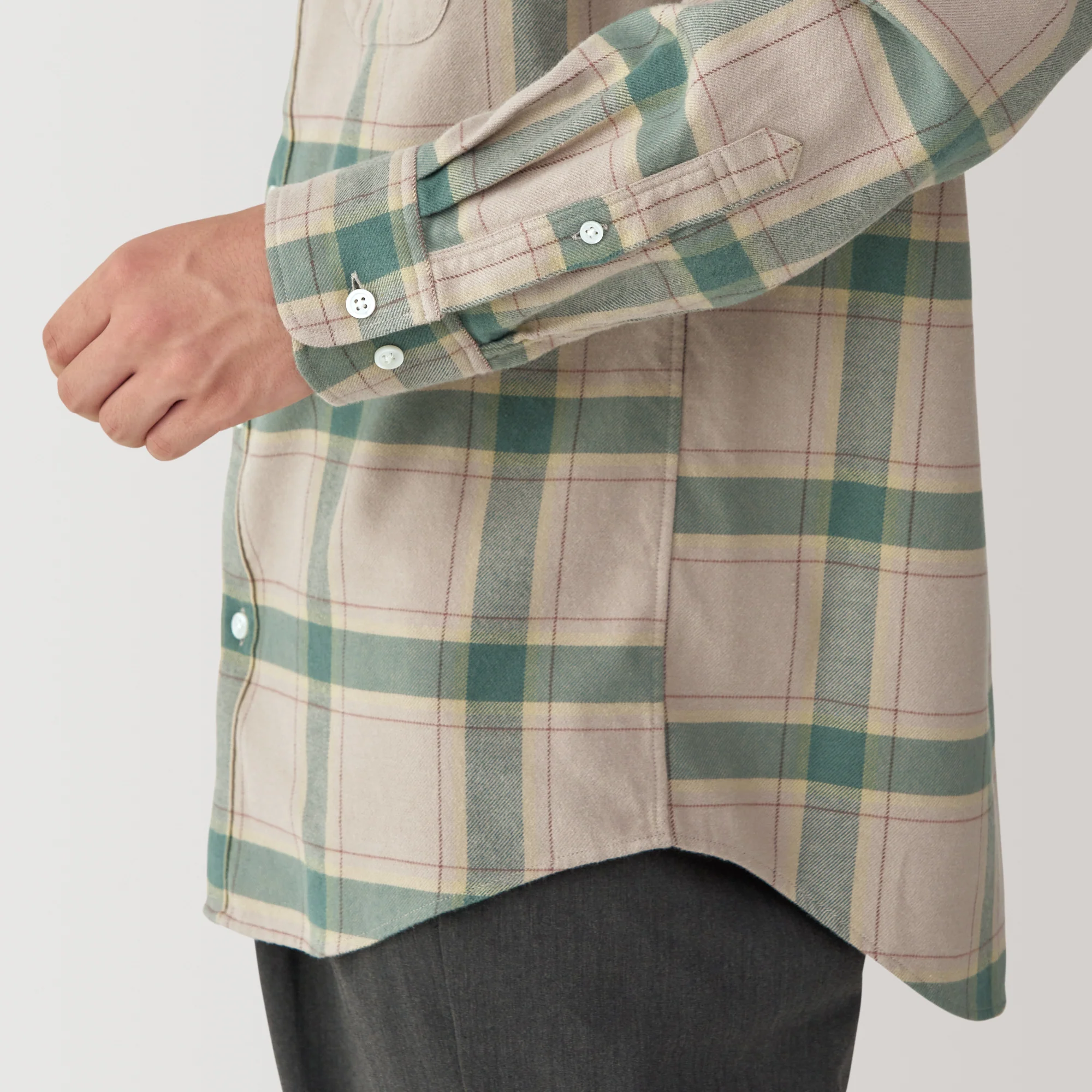 Men's Flannel Long Sleeve Patterned Shirt - Image 8