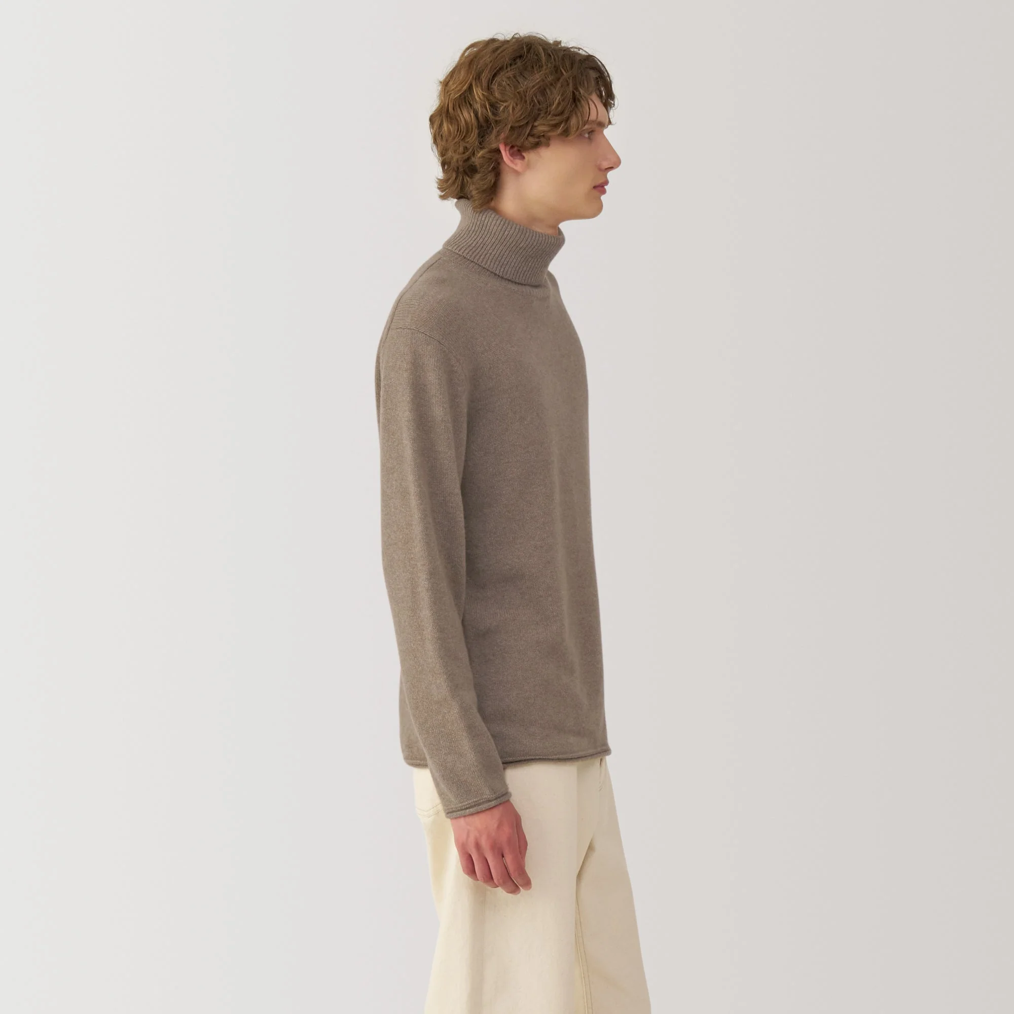 Labo Men's Natural Cashmere Turtleneck Sweater - Image 4