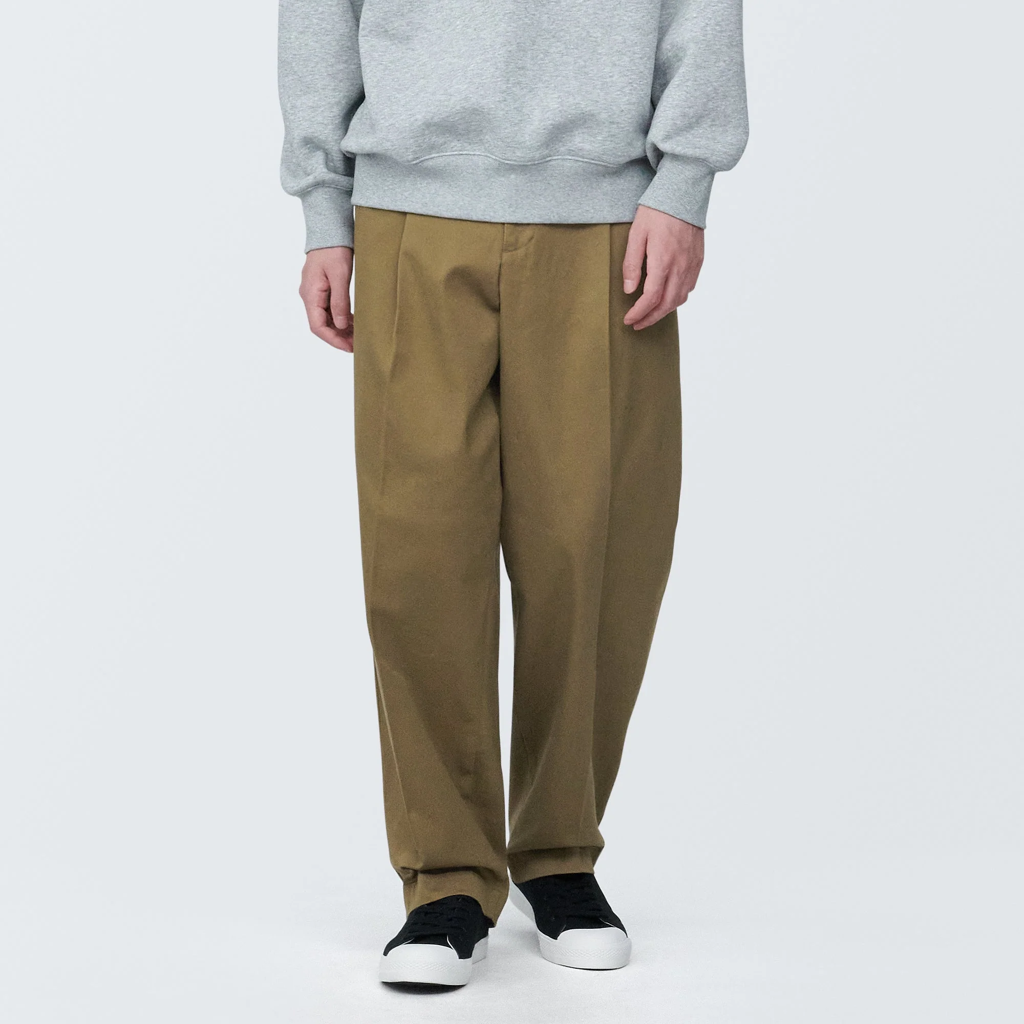 Men's Stretch Chino Tuck Wide Pants - Image 13