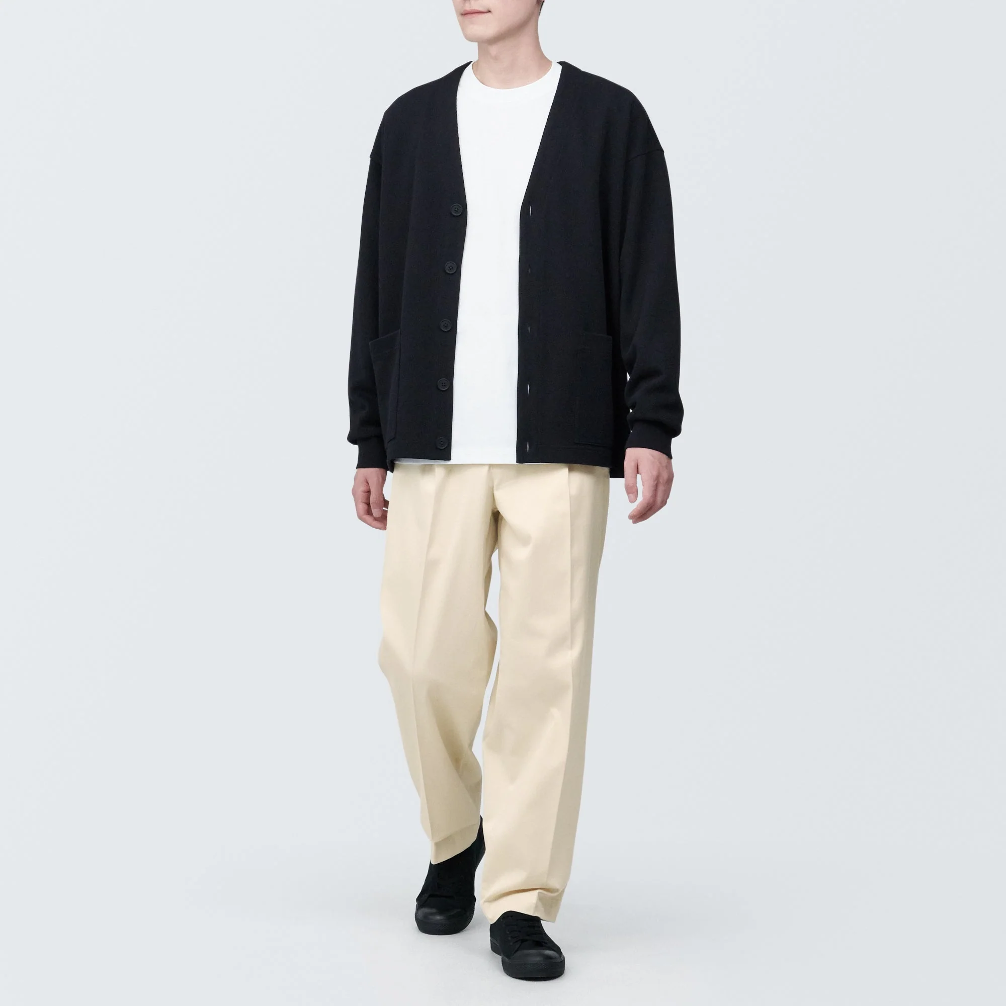 Men's Stretch Chino Tuck Wide Pants - Image 4