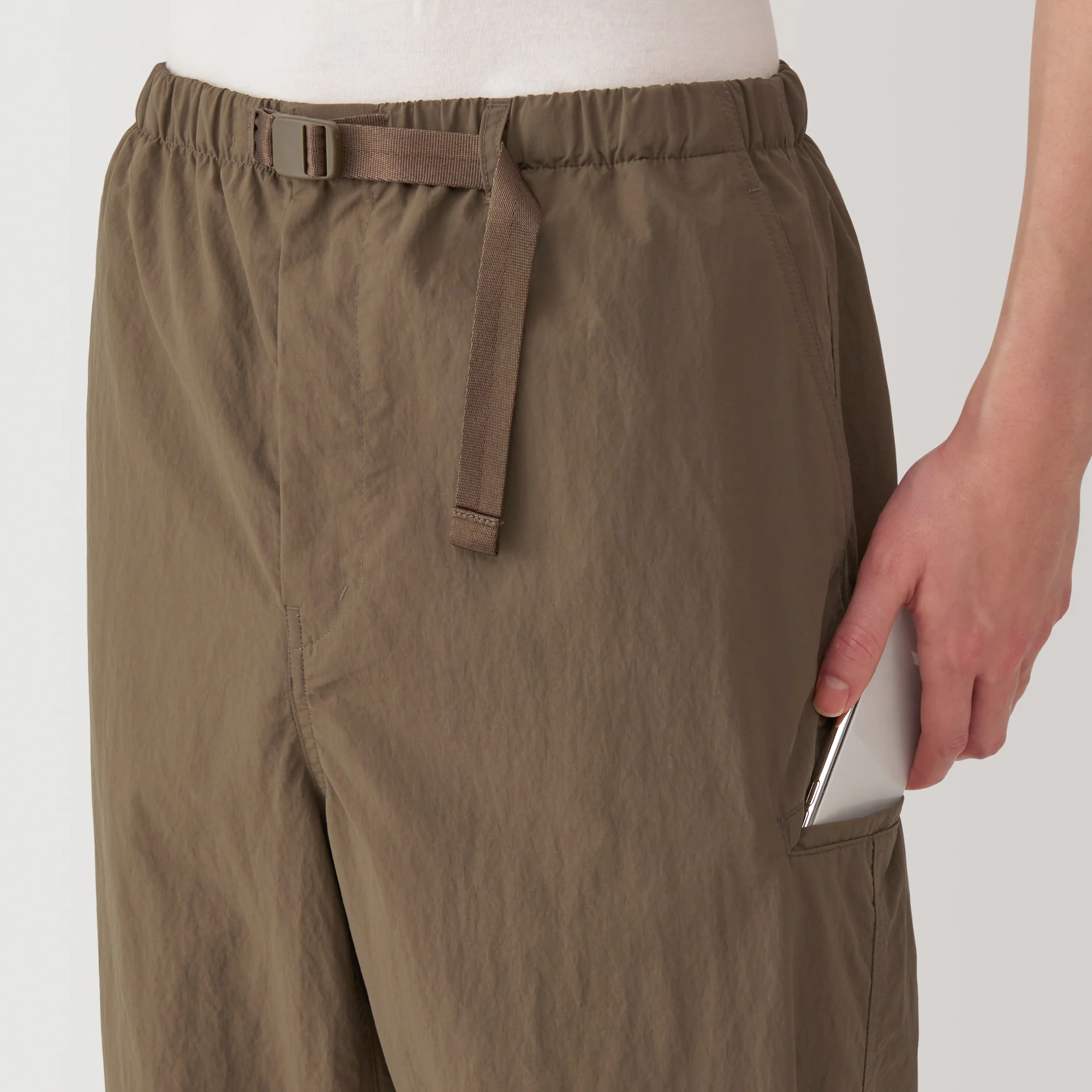 Men's Water Repellent Nylon Wind Pants - Image 39