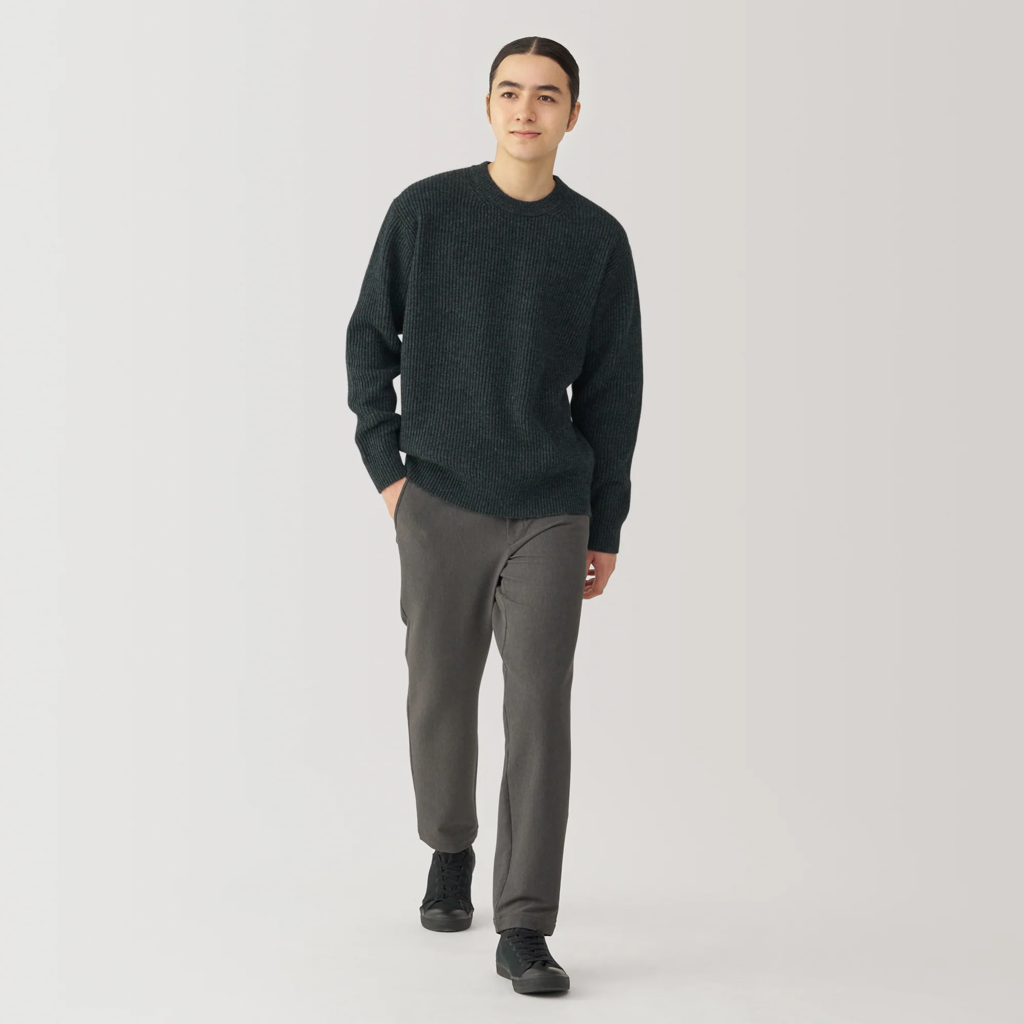 Men's Yak Wool Ribbed Crew Neck Sweater - Image 18