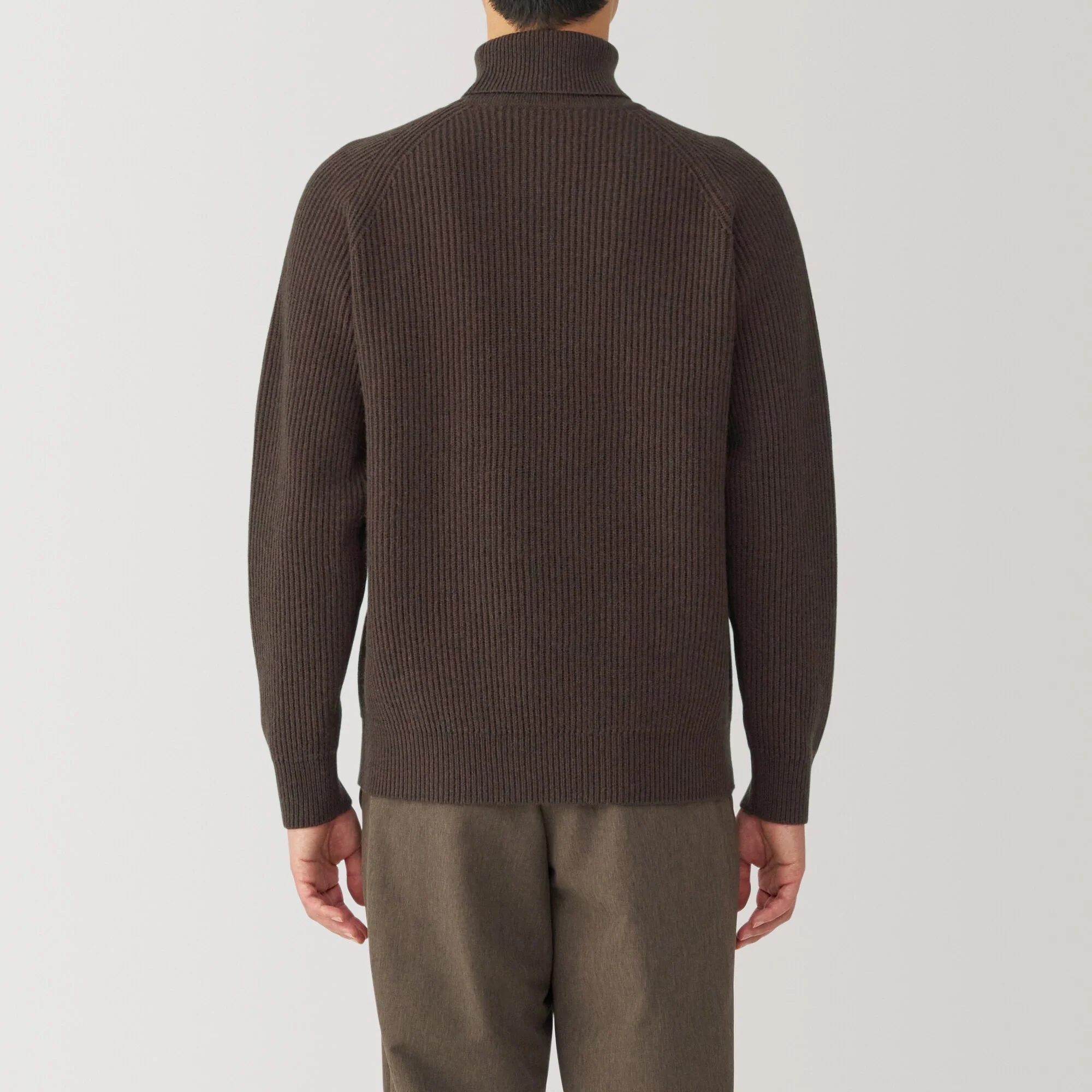 Men's Yak Wool Ribbed Turtleneck Sweater - Image 5