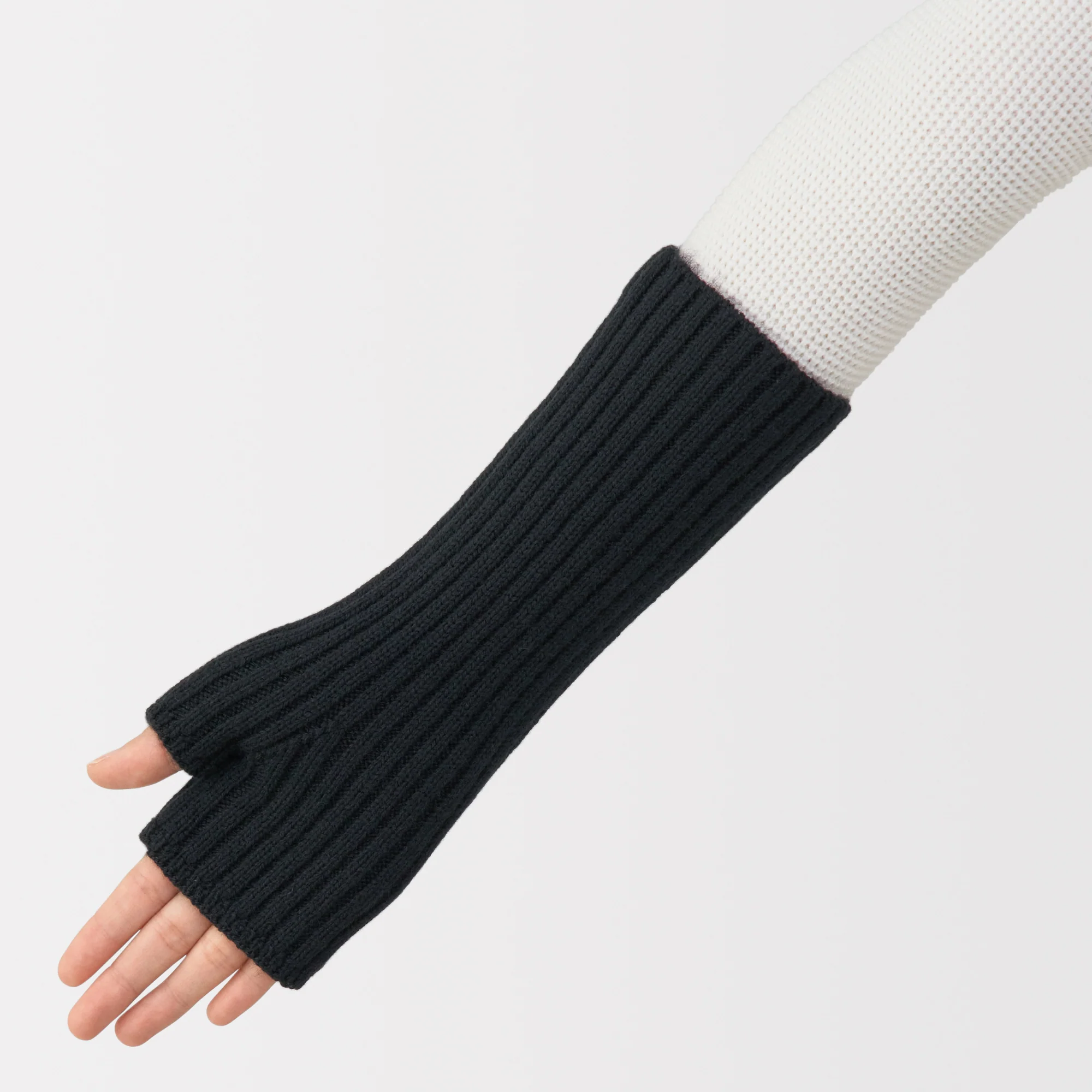 Merino Wool Ribbed Arm Warmers - Image 3
