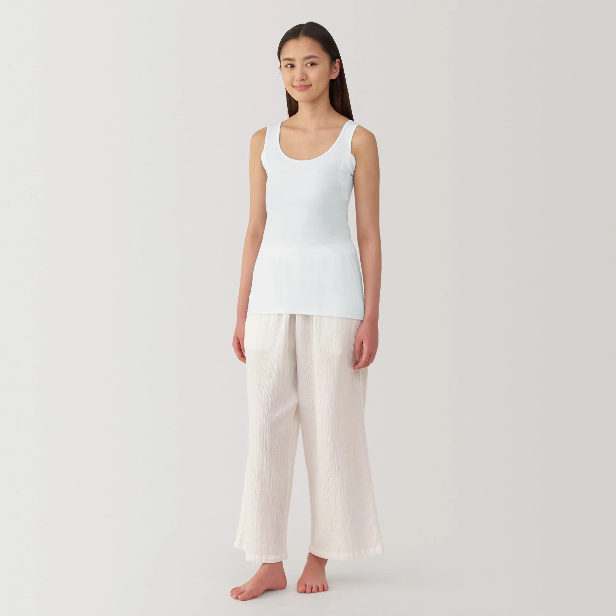 Moisture-Wicking Sweat Pad Tank Top - Image 20