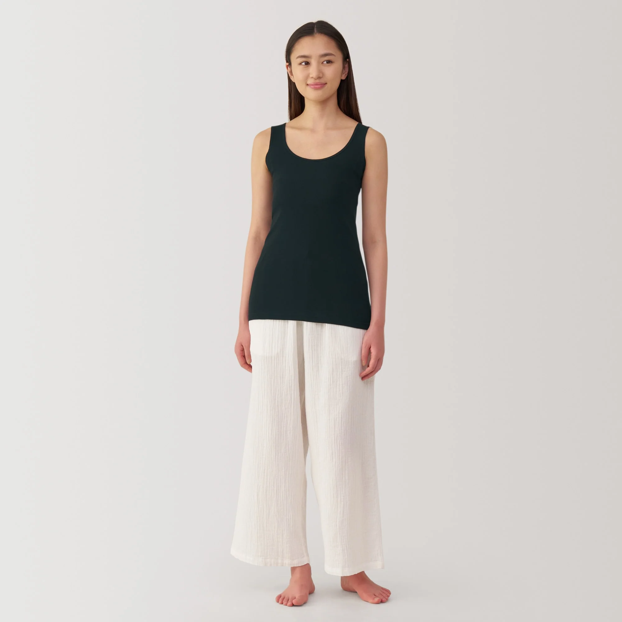 Moisture-Wicking Sweat Pad Tank Top - Image 4