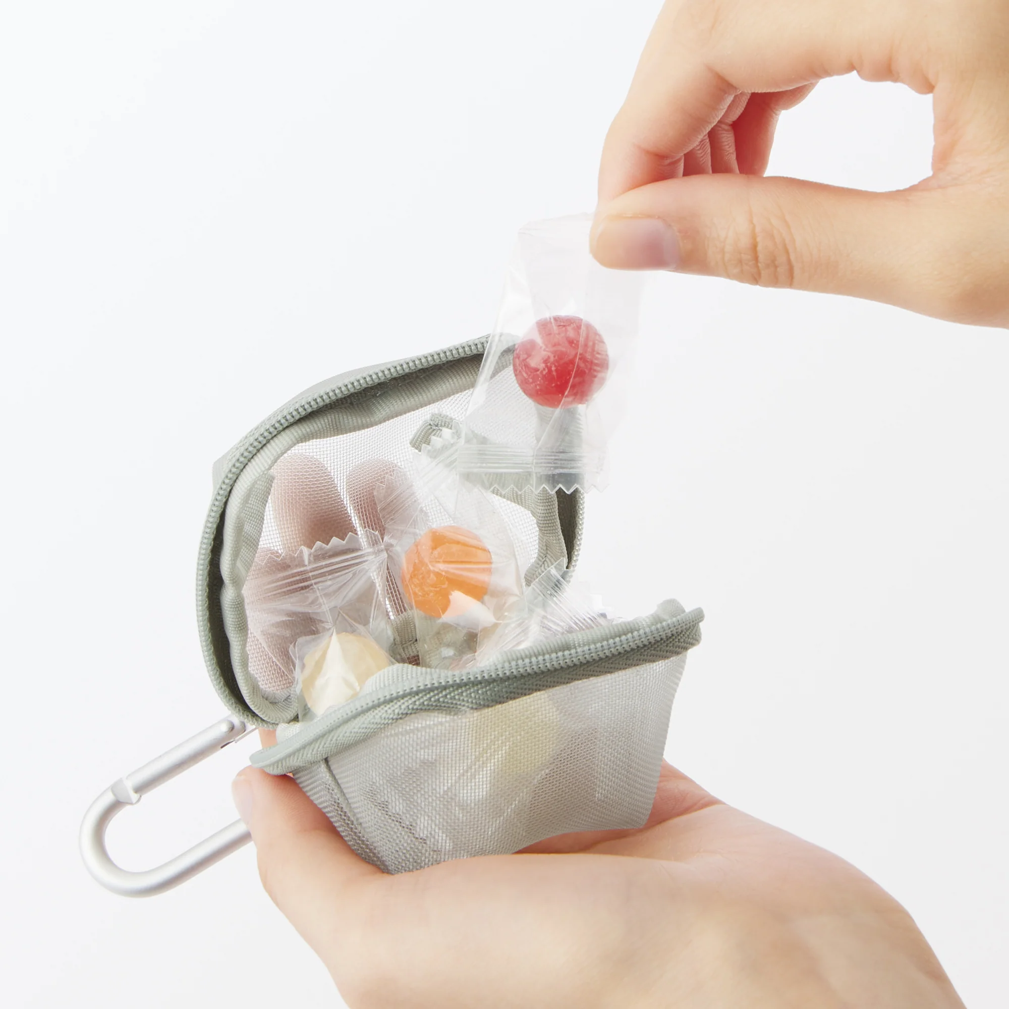 Nylon Mesh Compact Pouch - Image 12