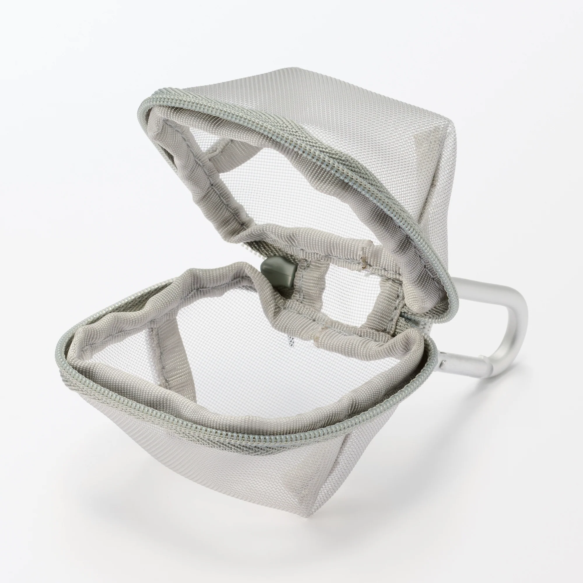 Nylon Mesh Compact Pouch - Image 14