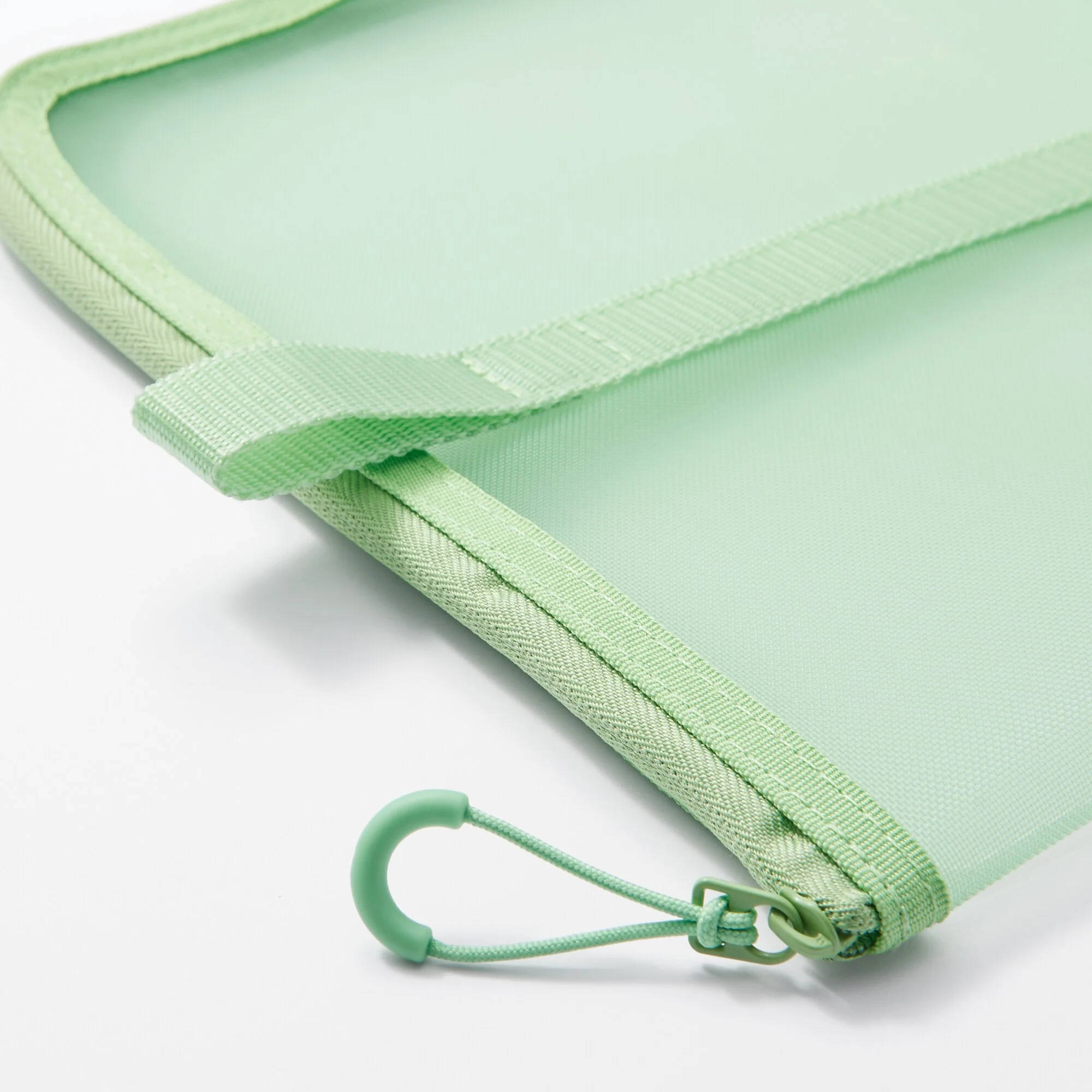 Nylon Mesh Vertical Document Case - Green - Image 4