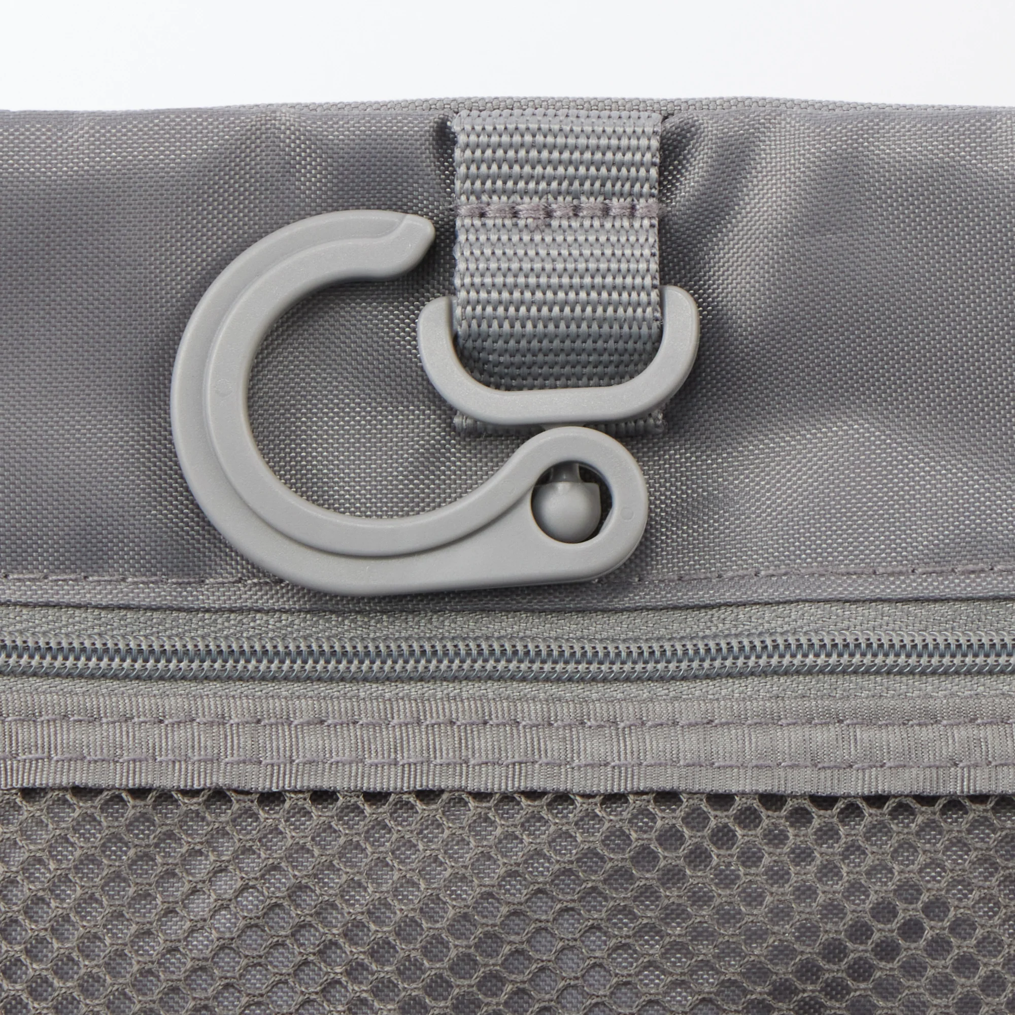 Polyester Hanging Case With Pouch - Image 5