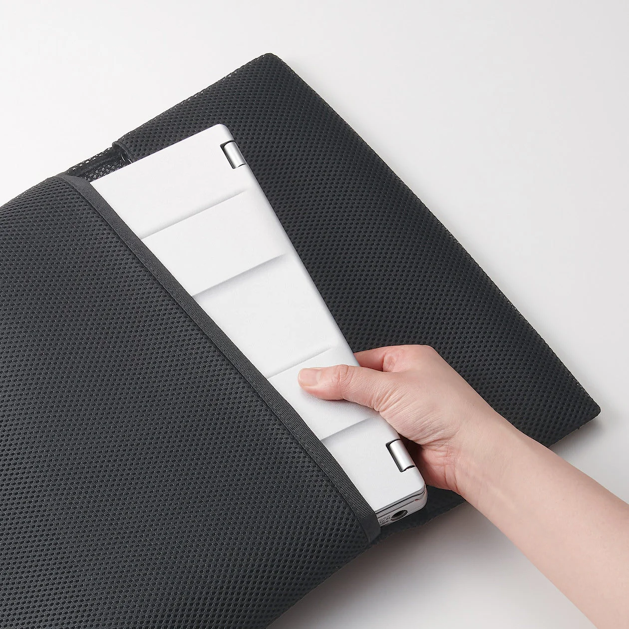 Polyester Laptop Cover with Pocket - Image 8