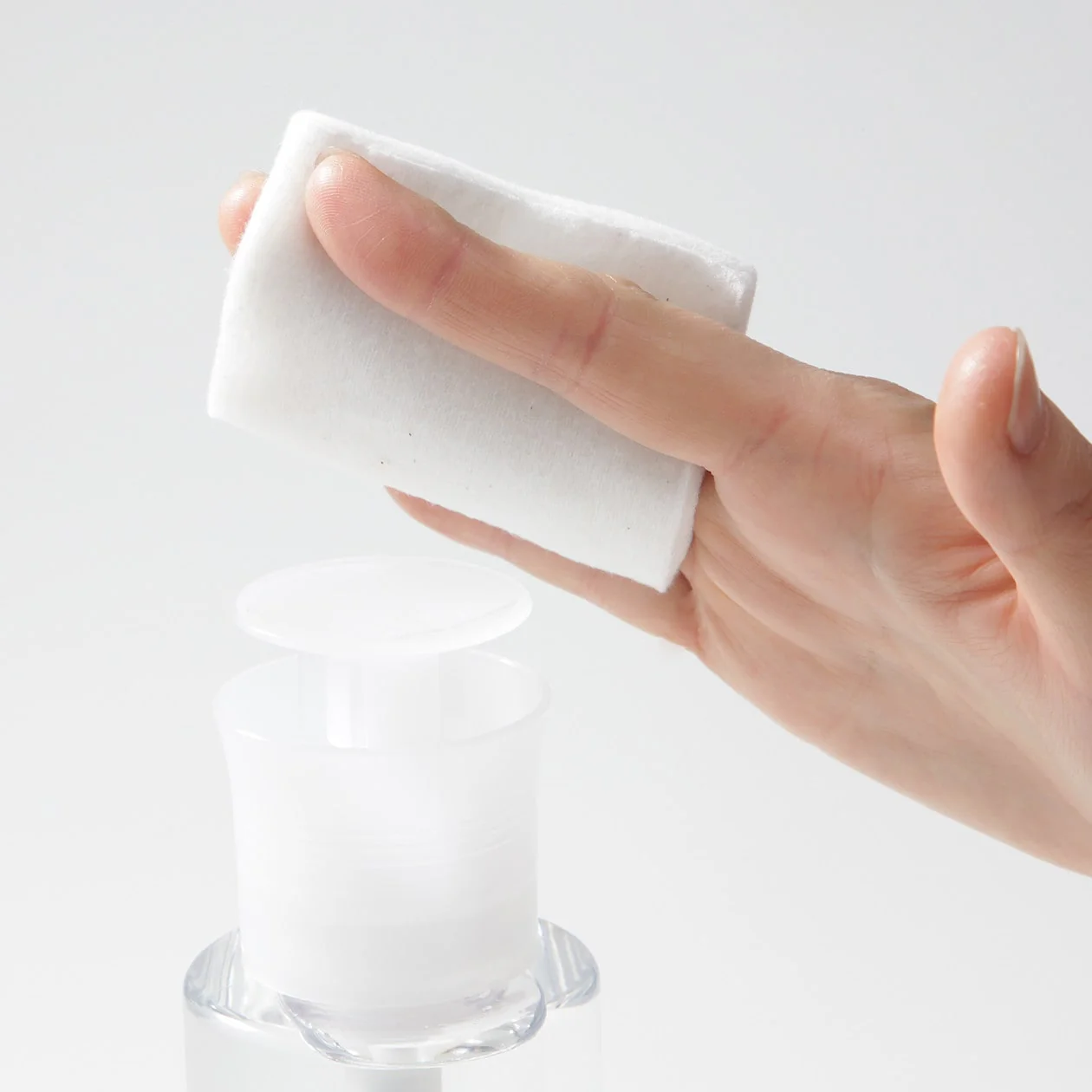 Pump Head for Cotton Pads - Image 6