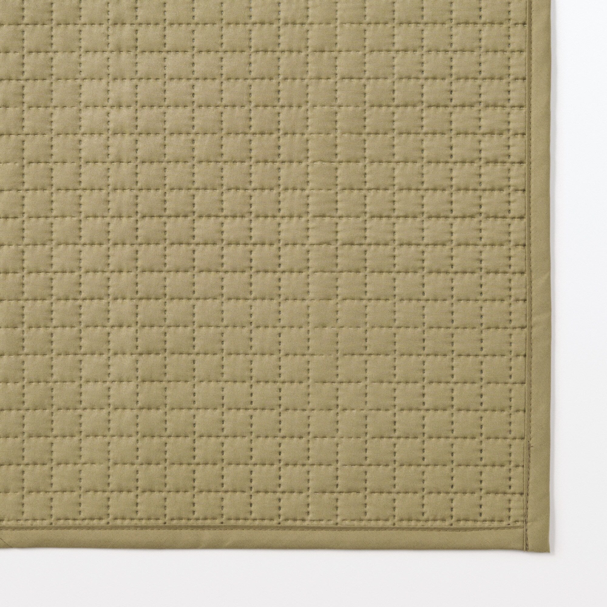 Quilted Picnic Blanket (90 x 180 cm) - Image 3