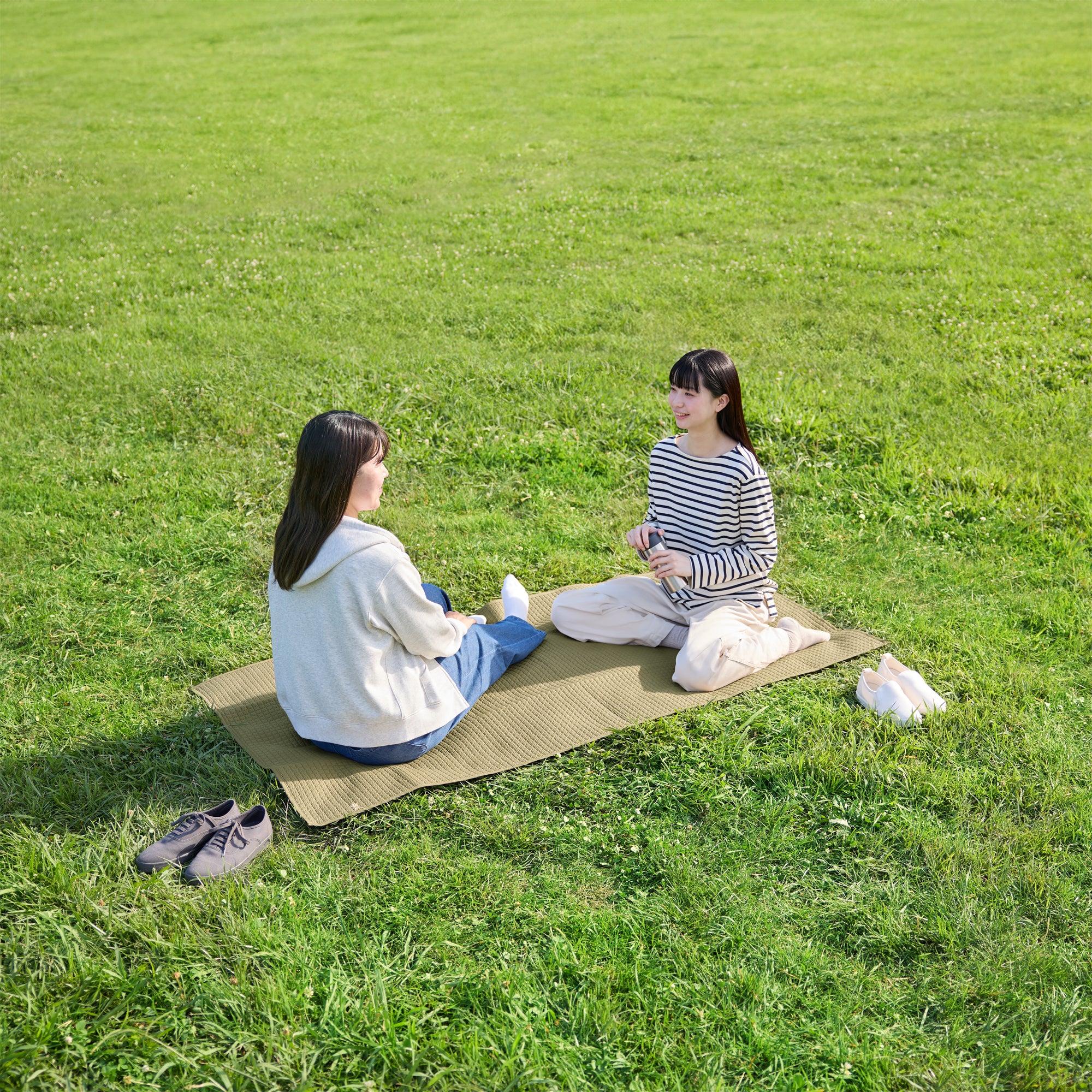 Quilted Picnic Blanket (90 x 180 cm) - Image 8