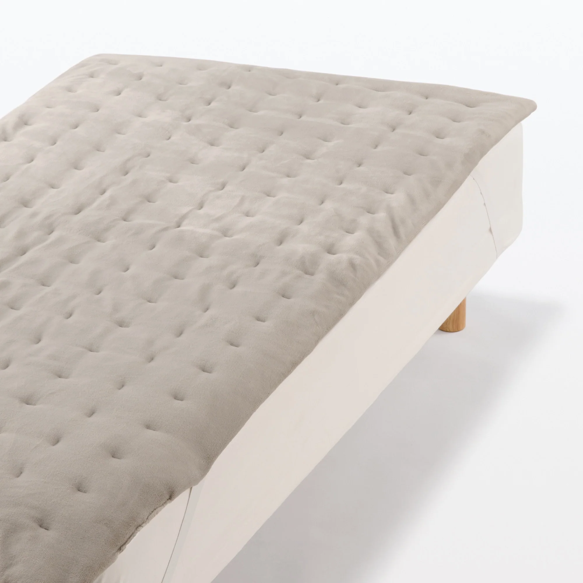 Recycled Polyester Quilted Bed Pad - Double - Image 4