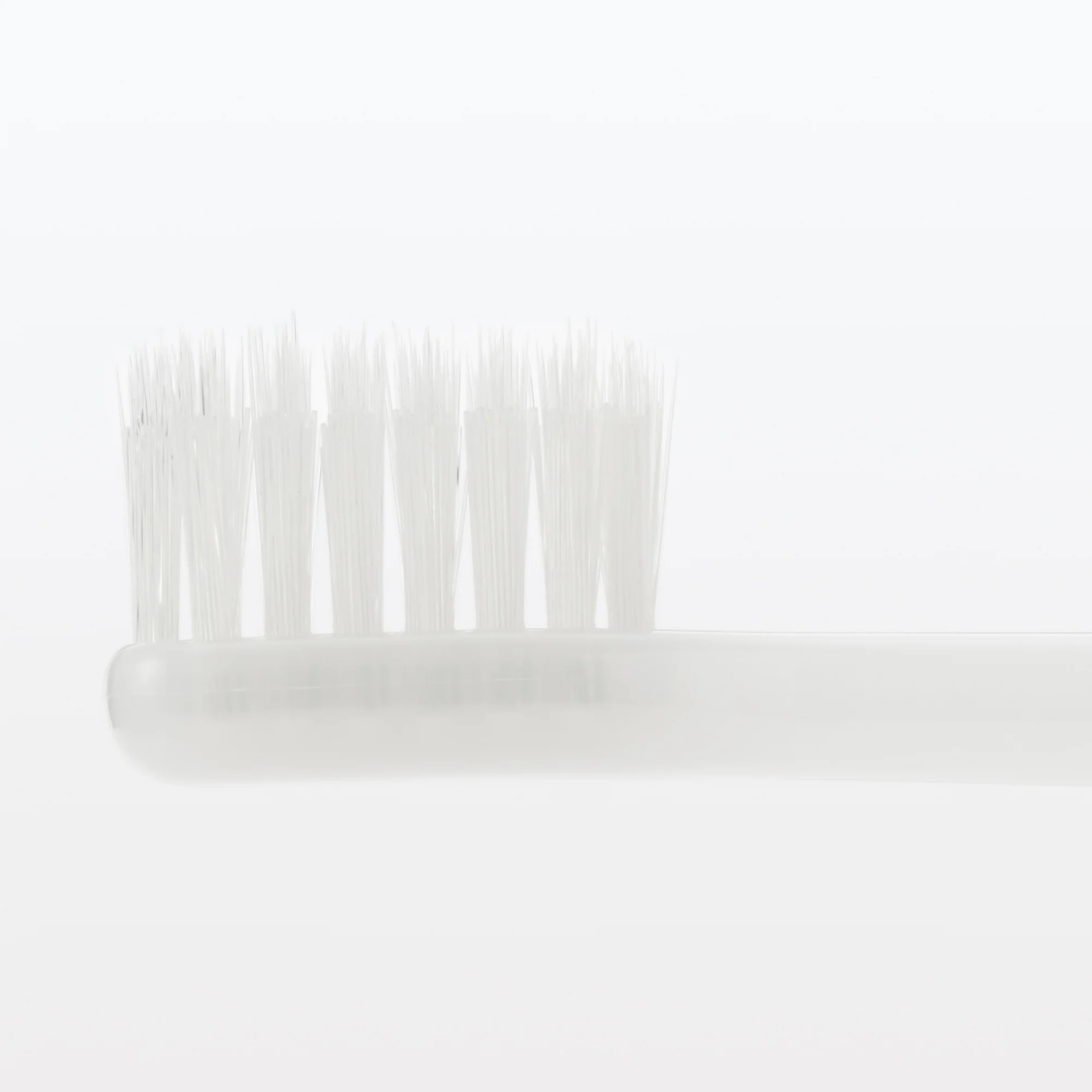 Replaceable Head Medium Toothbrush - Grey - Image 4