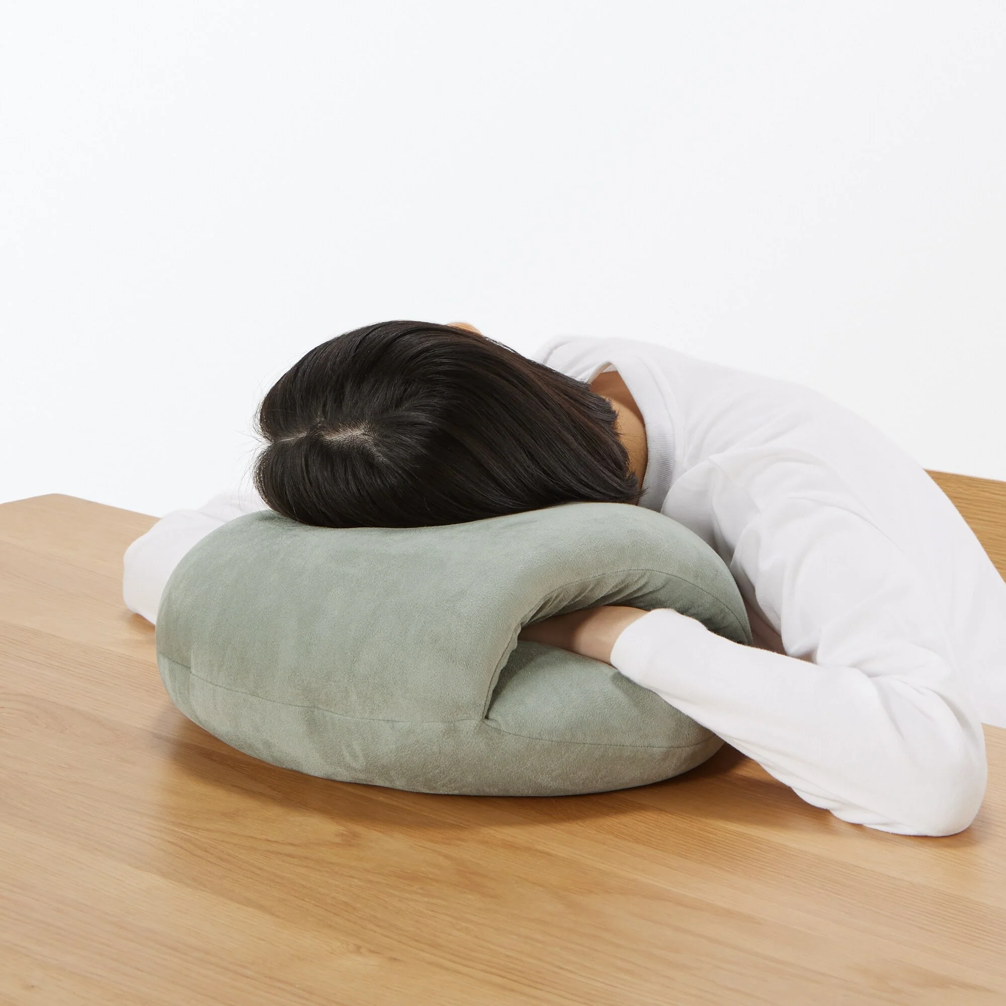 Soft Napping Cushion - Image 9