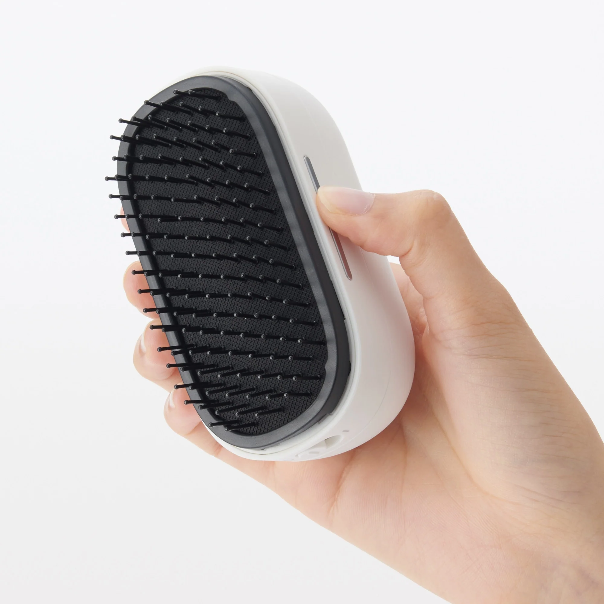 Vibrating Hair Brush - Image 8