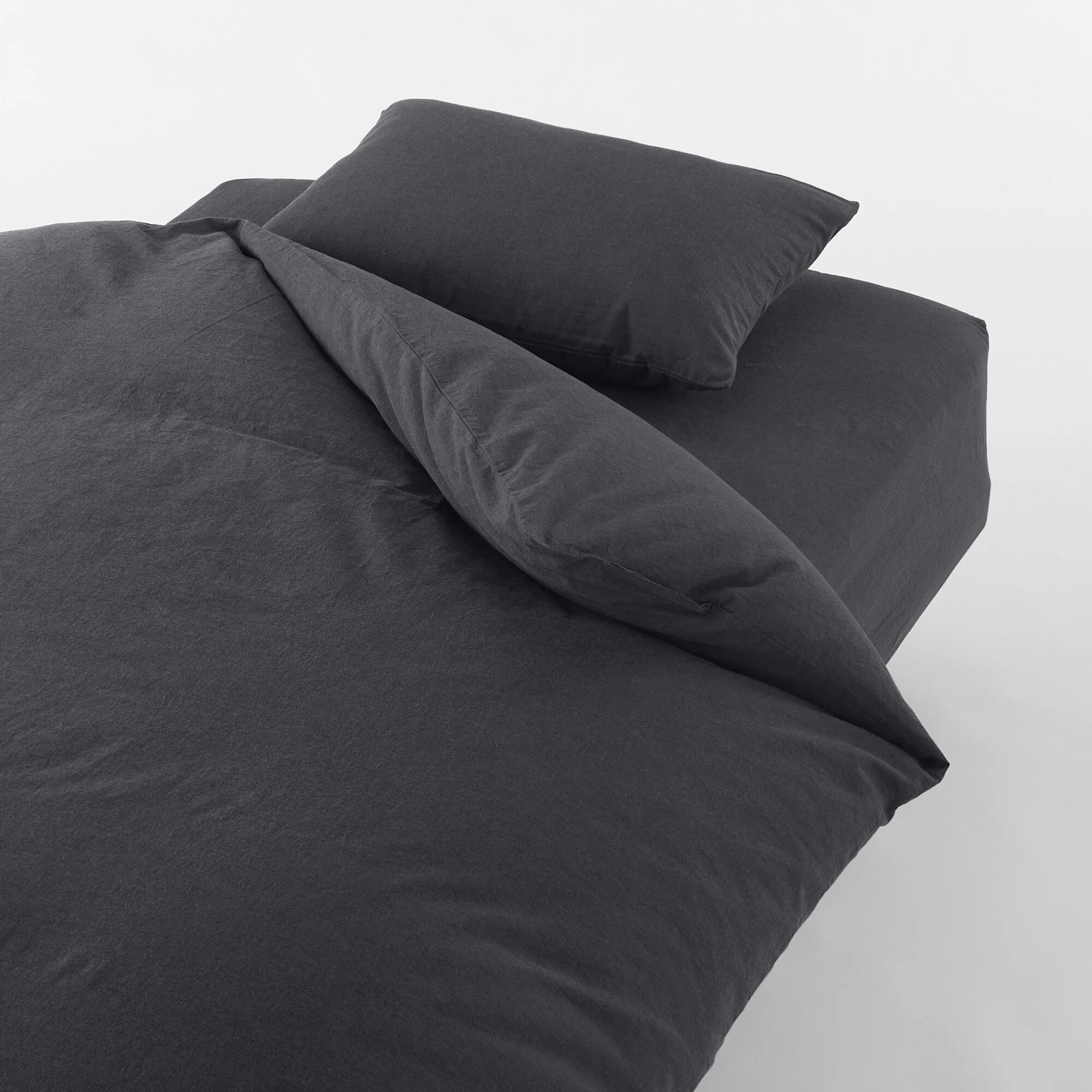 Washed Cotton Fitted Sheet - Image 2